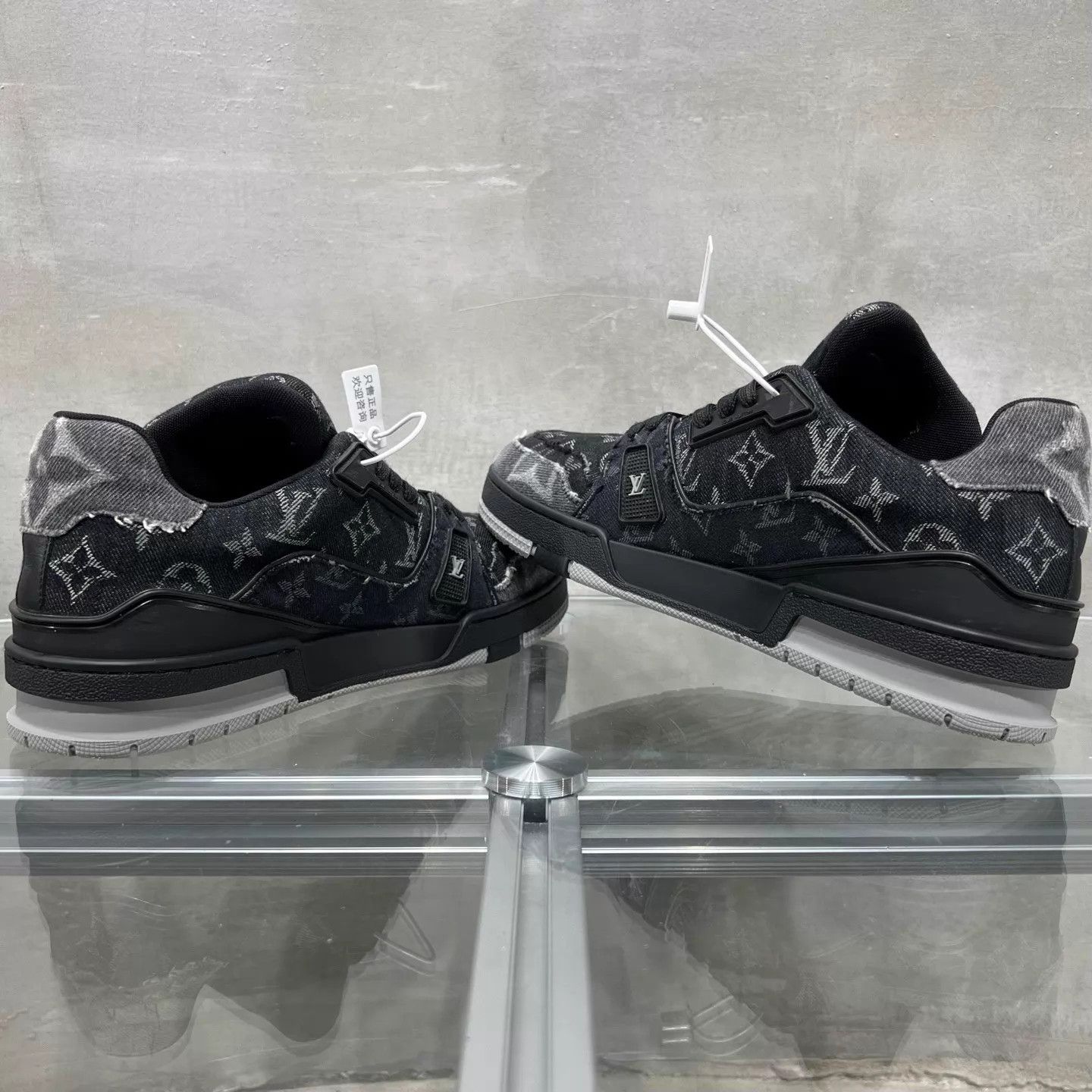 Louis Vuitton LV Trainer Distressed Black Denim Allover Print UK8 Size US 9 / EU 42 - 5 Thumbnail