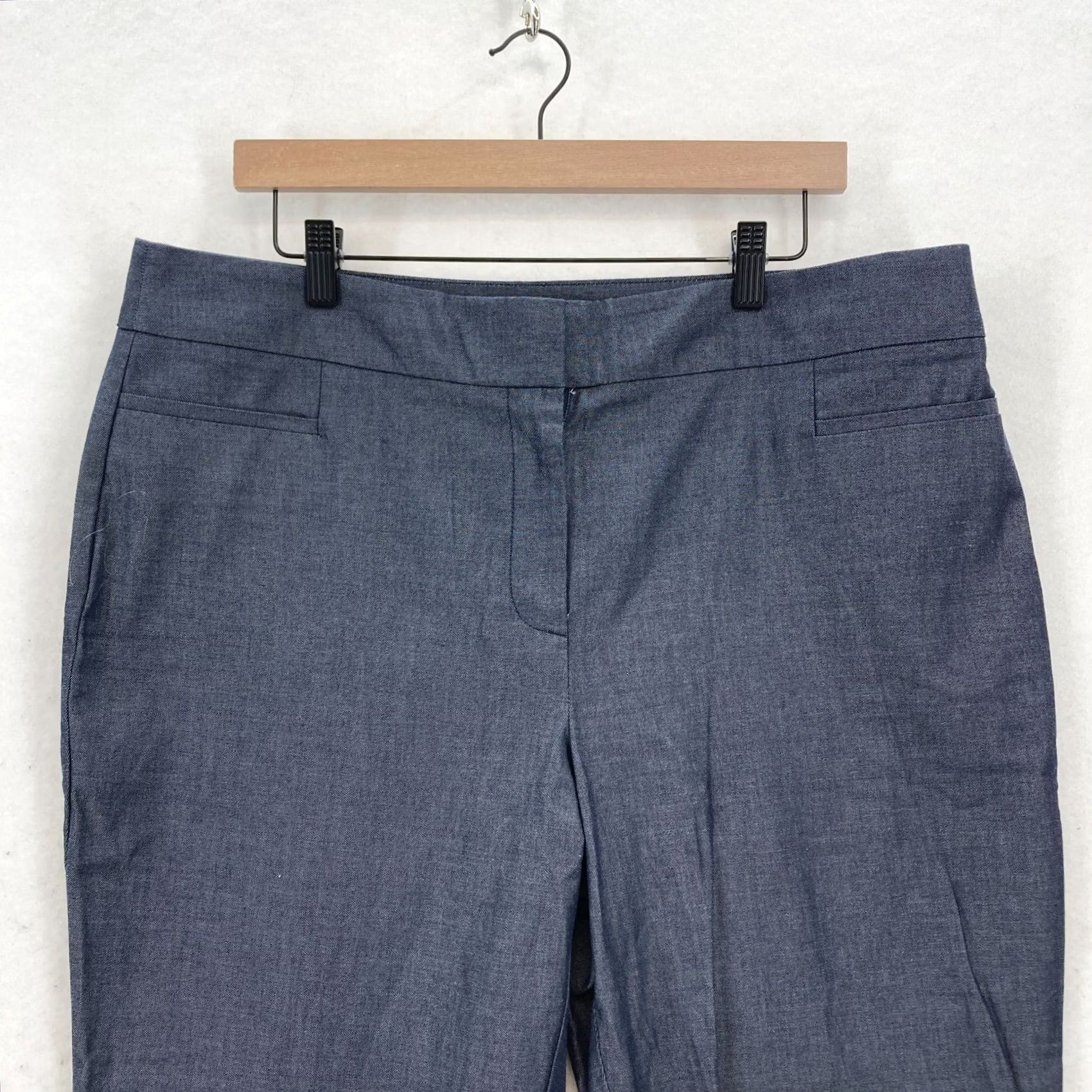 Ann Taylor Ann Taylor Factory Slim Leg crop Pants Women's 14 Dark Blue Stretch Career READ Size 36" / US 14 / IT 50 - 2 Thumbnail