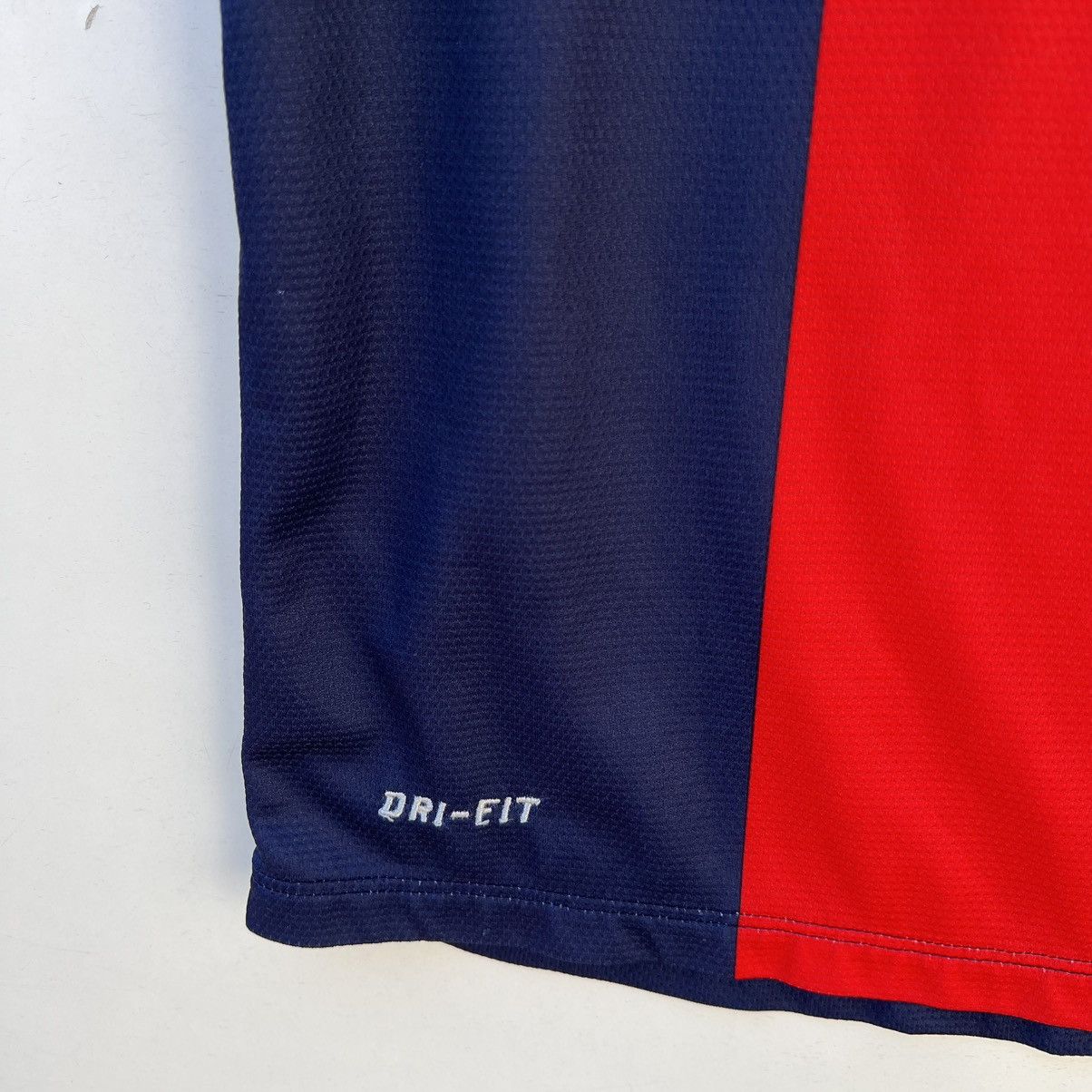 Nike PARIS SAINT GERMAIN 2014 2015 FOOTBALL SOCCER JERSEY NIKE Size US S / EU 44-46 / 1 - 9 Thumbnail