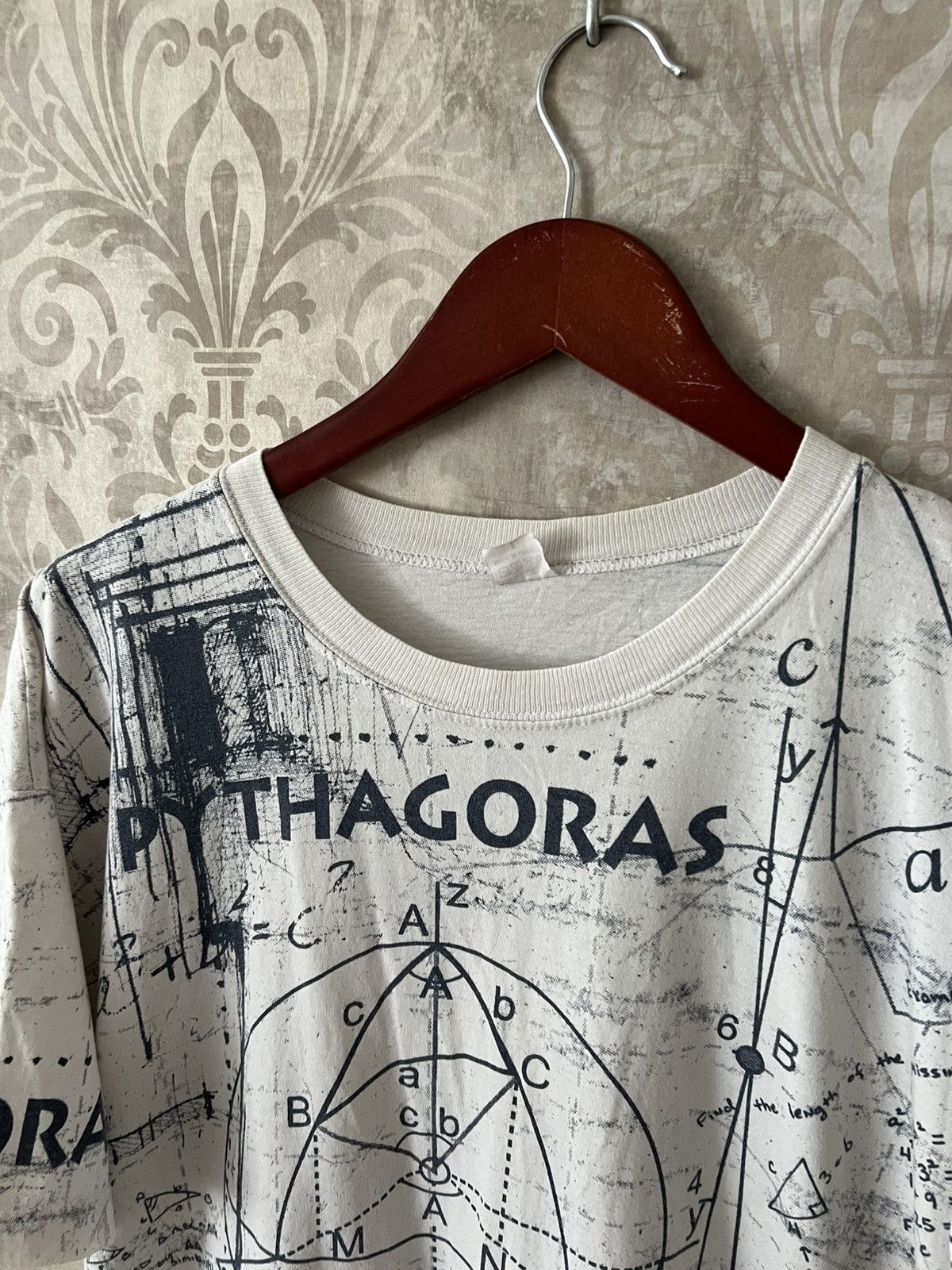Vintage Vintage Pythagoras Graphic All Over Print Philosophy Tee Size US L / EU 52-54 / 3 - 6 Thumbnail