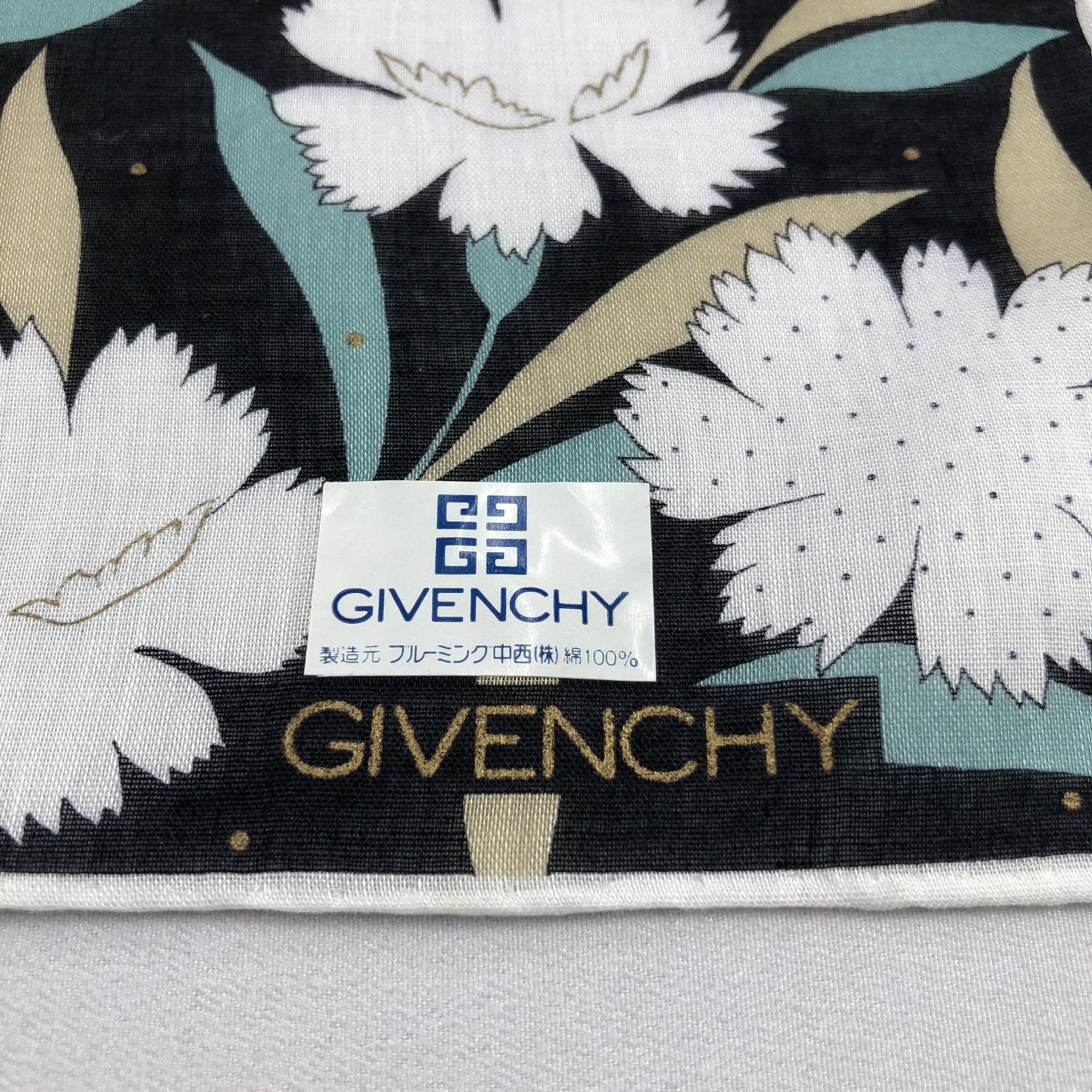 Givenchy NWT Givenchy Handkerchief Neckerchief Bandana H2949 Size ONE SIZE - 3 Thumbnail