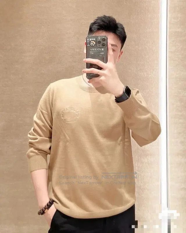Burberry Burberry Men's Khaki Wool Knit Sweater. Size US M / EU 48-50 / 2 - 4 Thumbnail
