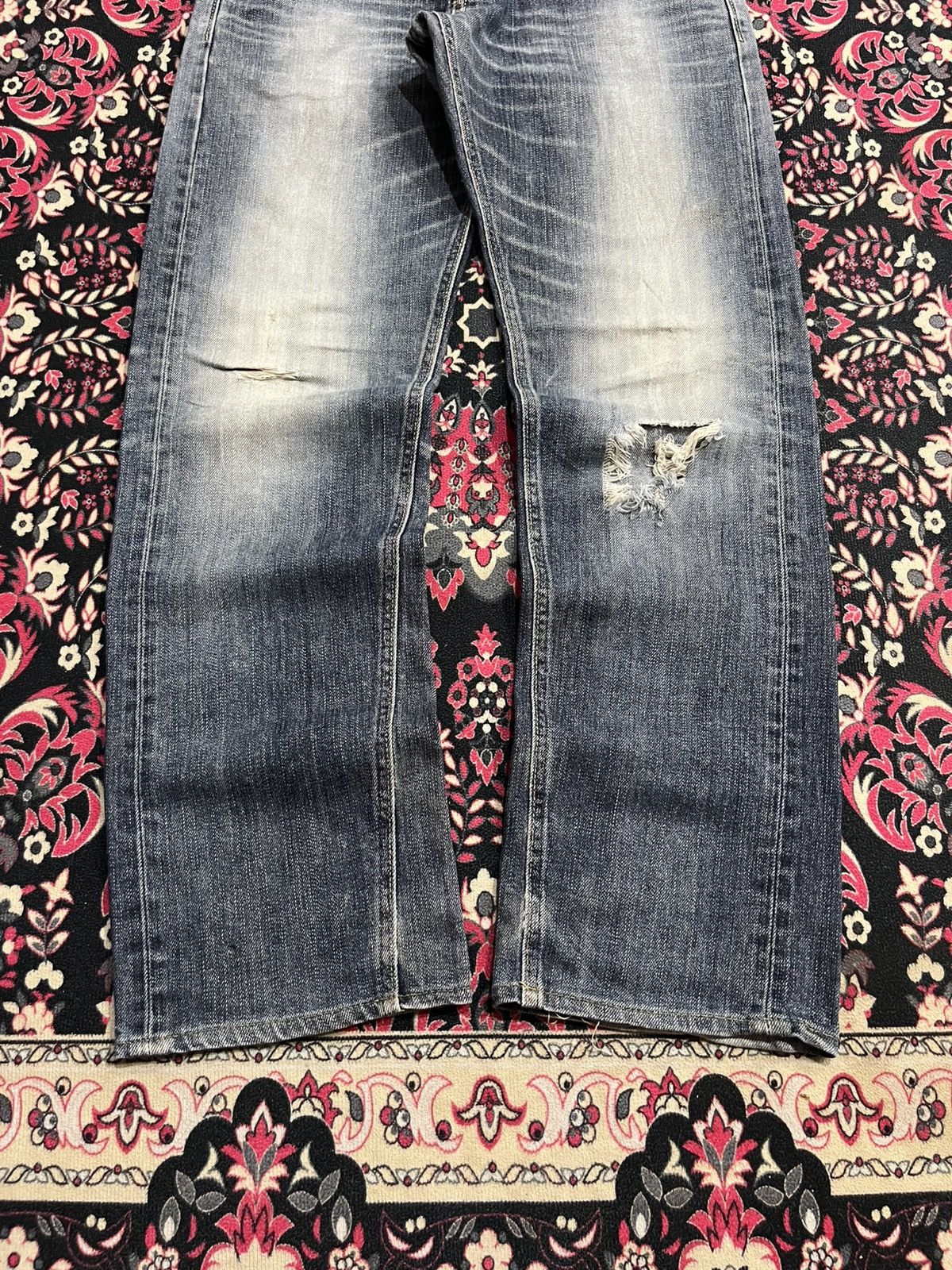 Edwin Edwin 503 Blue Trip Blue Washed Distressed Straight Jeans Size US 30 / EU 46 - 9 Thumbnail