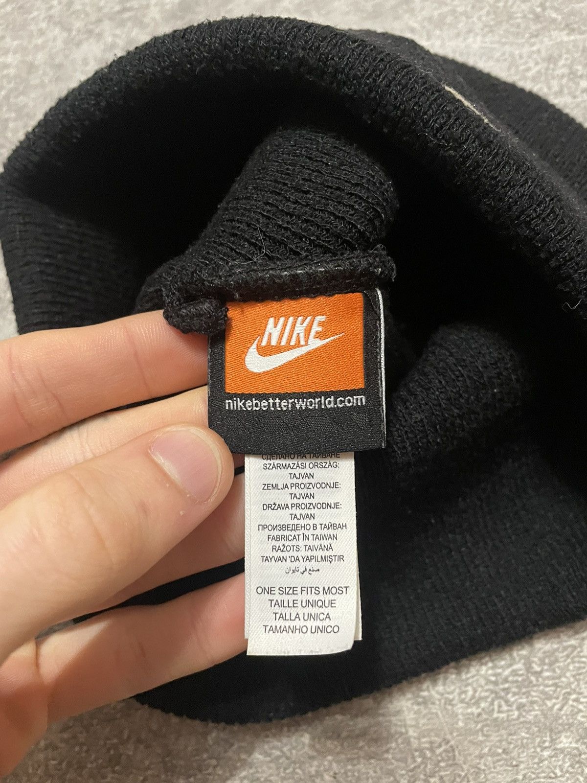 Nike Vintage Nike Swoosh Logo Beanie Hat Size ONE SIZE - 4 Thumbnail