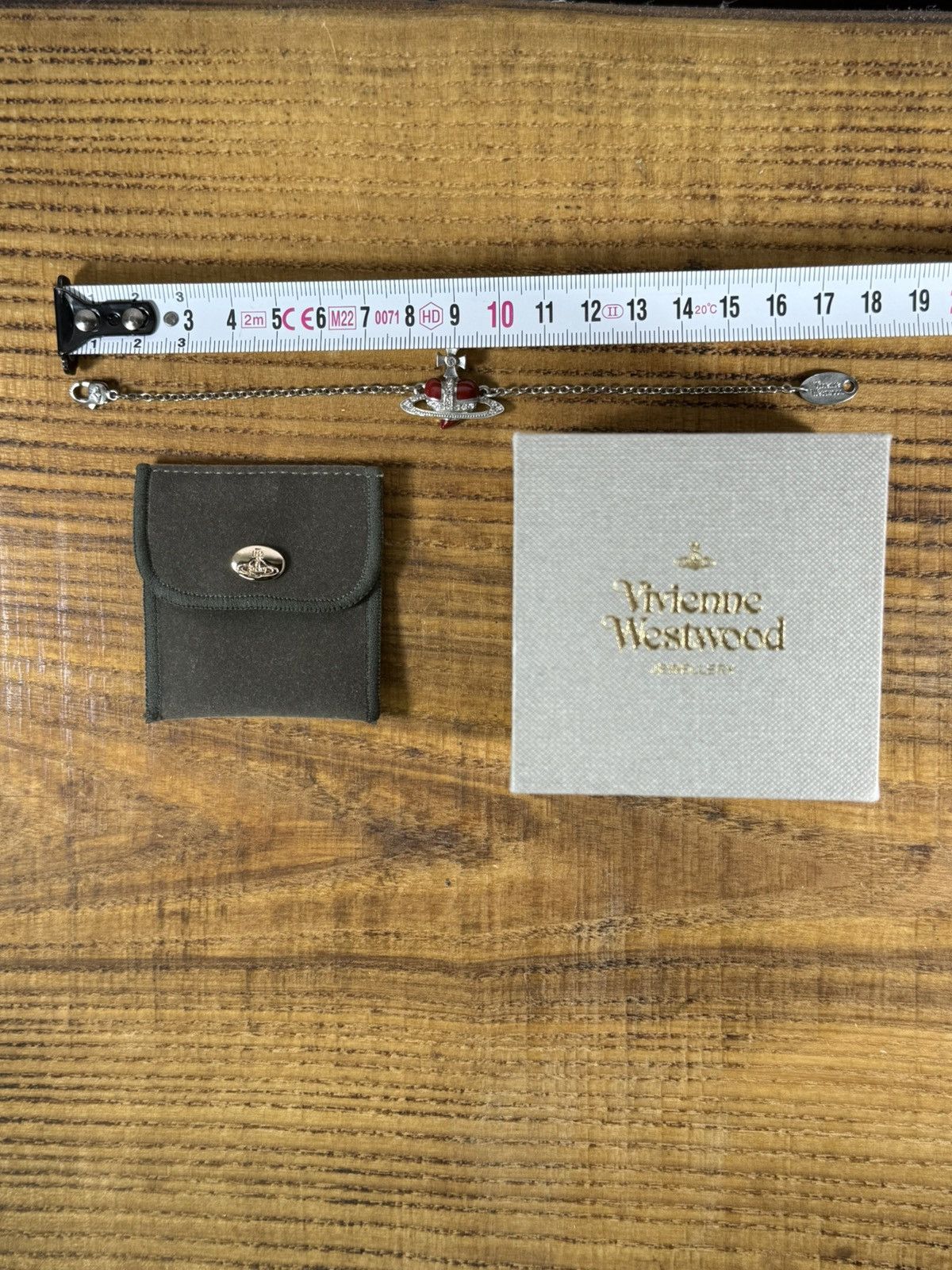 Vivienne Westwood Vivienne Westwood Diamante Heart Pendant Bracelet In Silver Size ONE SIZE - 7 Thumbnail