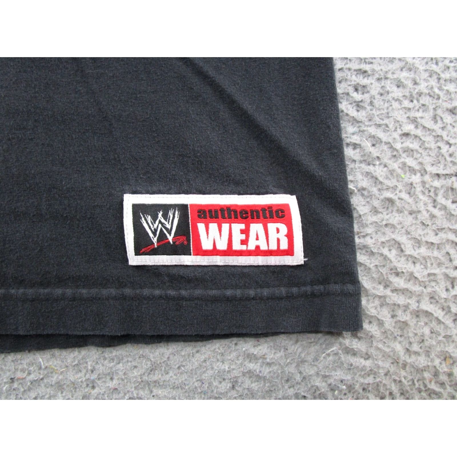 Vintage VINTAGE WWE MR. KENNEDY Ken Anderson Authentic Wrestling Shirt XL Black Crew Neck Short Sleeve Mens T-Shirt 2000s Wrestling Logo Print Size US XL / EU 56 / 4 - 3 Thumbnail