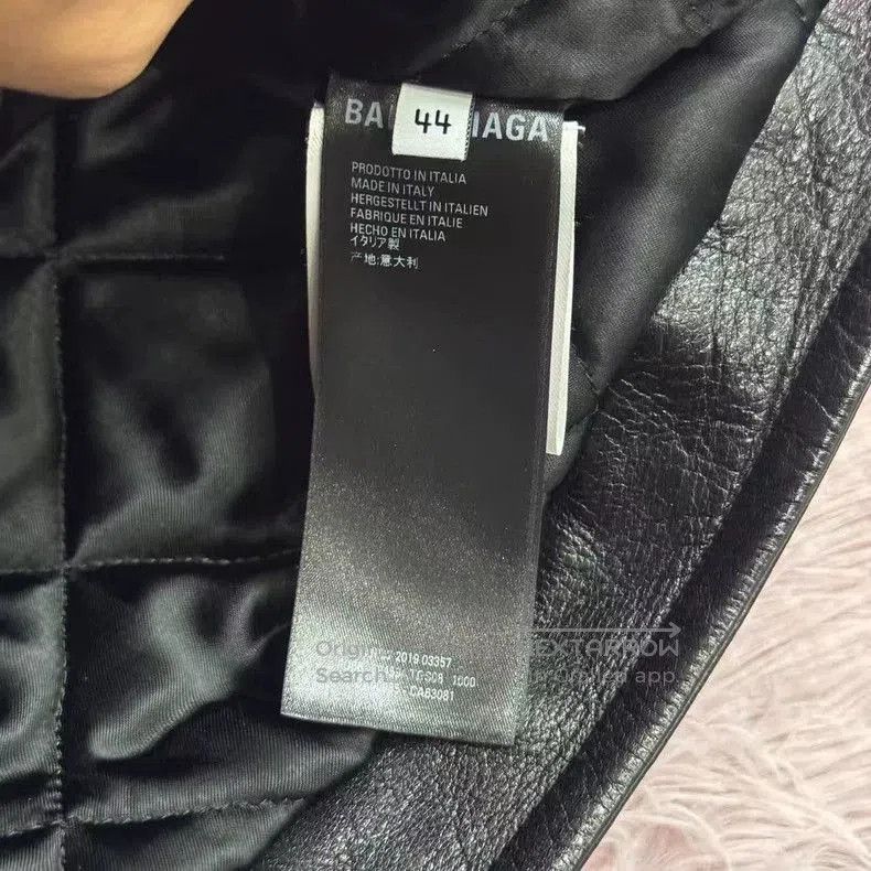 Balenciaga Balenciaga 19fw locomotive cowhide jacket. Size US M / EU 48-50 / 2 - 5 Thumbnail