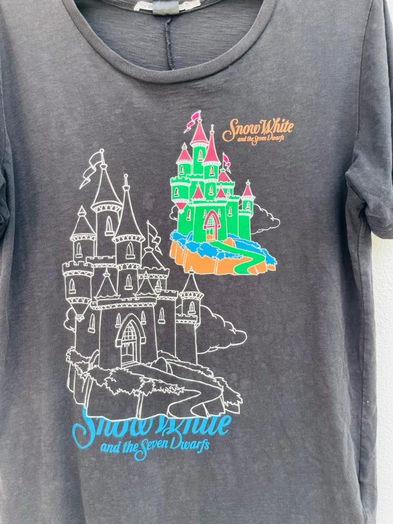 Japanese Brand × Undercover Vintage Undercover Crossover Snow White Movie shirt Size US M / EU 48-50 / 2 - 5 Thumbnail