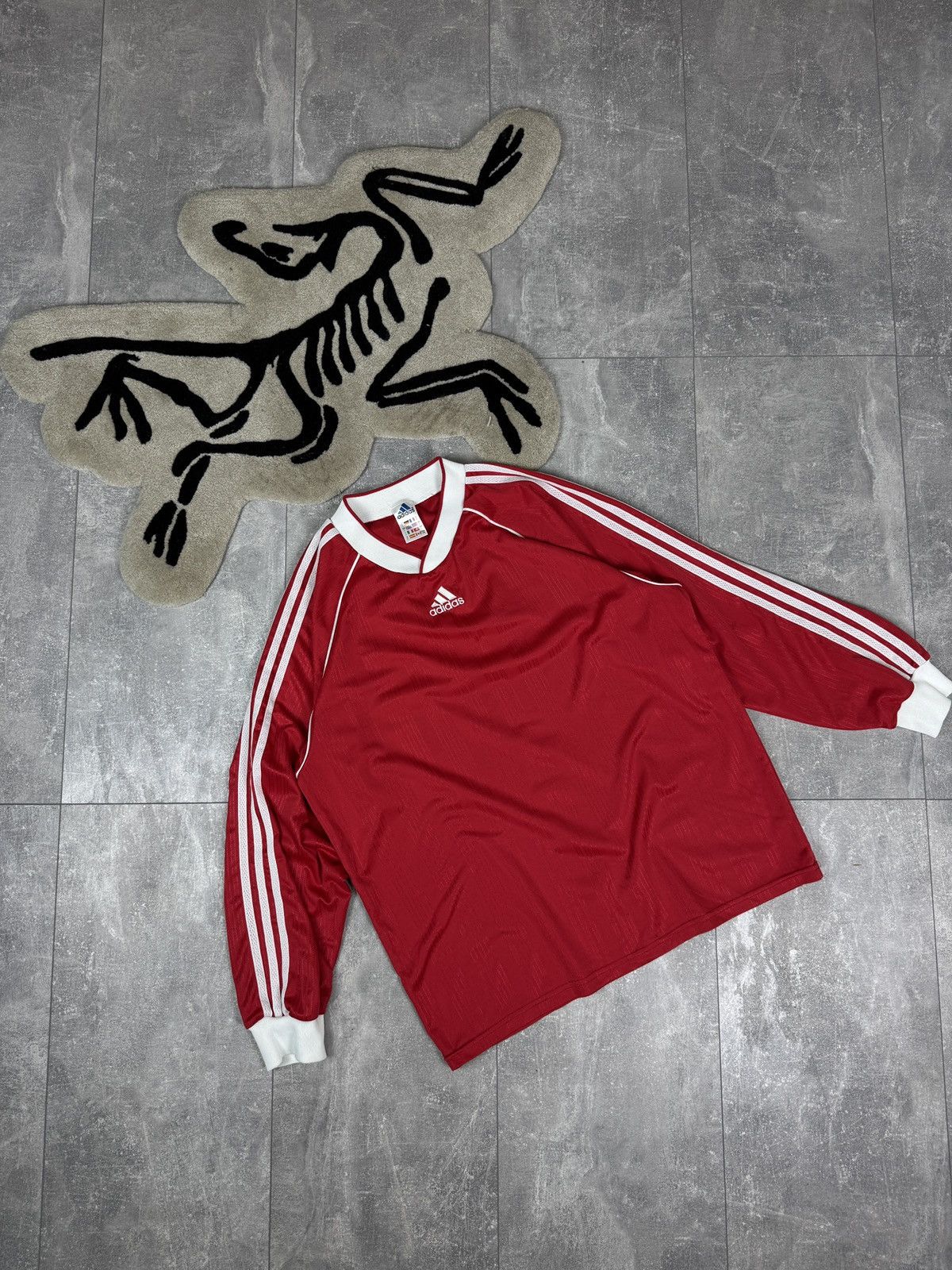 Adidas Mens Vintage Adidas Long-sleeve T-shirt soccer jersey tee Size US L / EU 52-54 / 3 - 1 Thumbnail