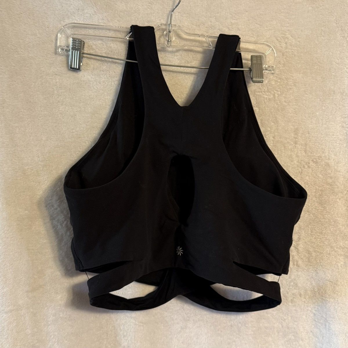 Athleta Athleta women’s size xl black Conscious Cut Out Crop sports Size XL / US 12-14 / IT 48-50 - 8 Thumbnail