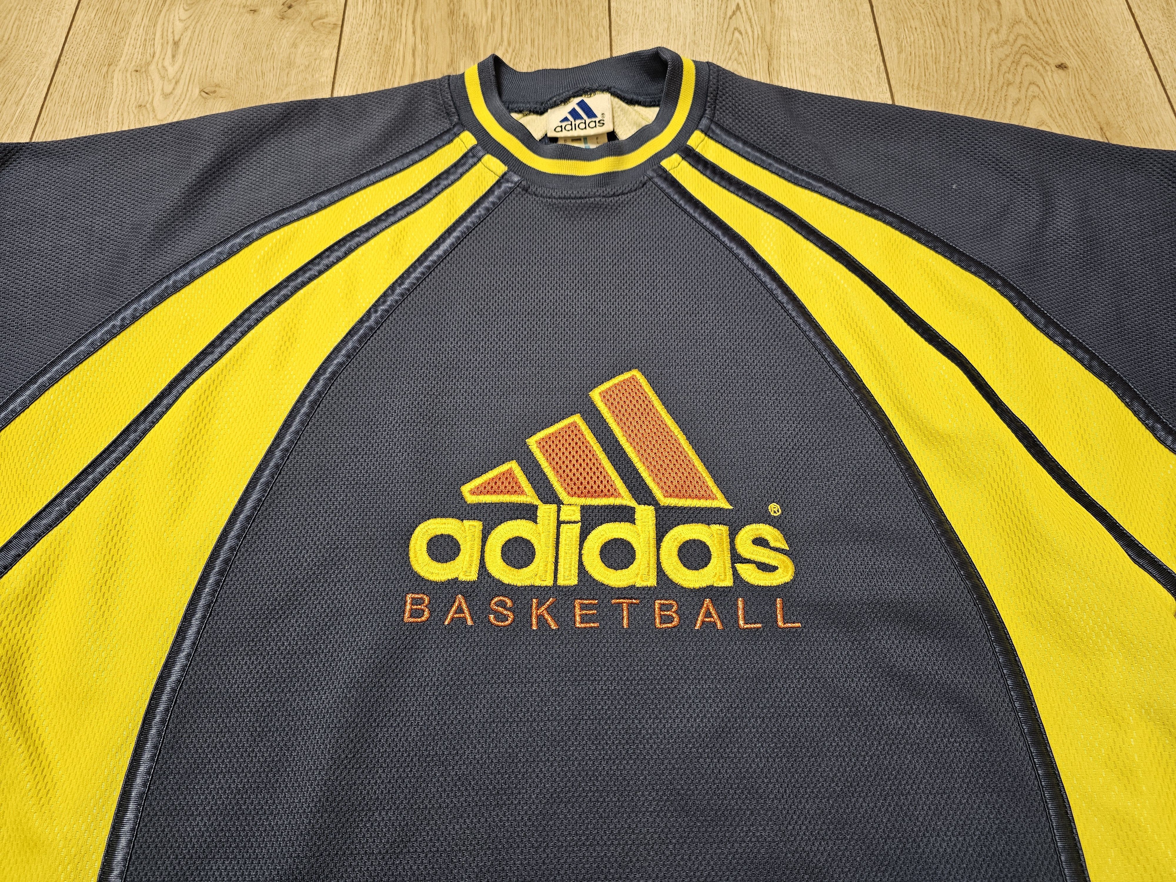 Vintage VINTAGE ADIDAS BASKETBALL SWEATSHIRT 90S SWEATER BASKETBALL Size US L / EU 52-54 / 3 - 3 Thumbnail