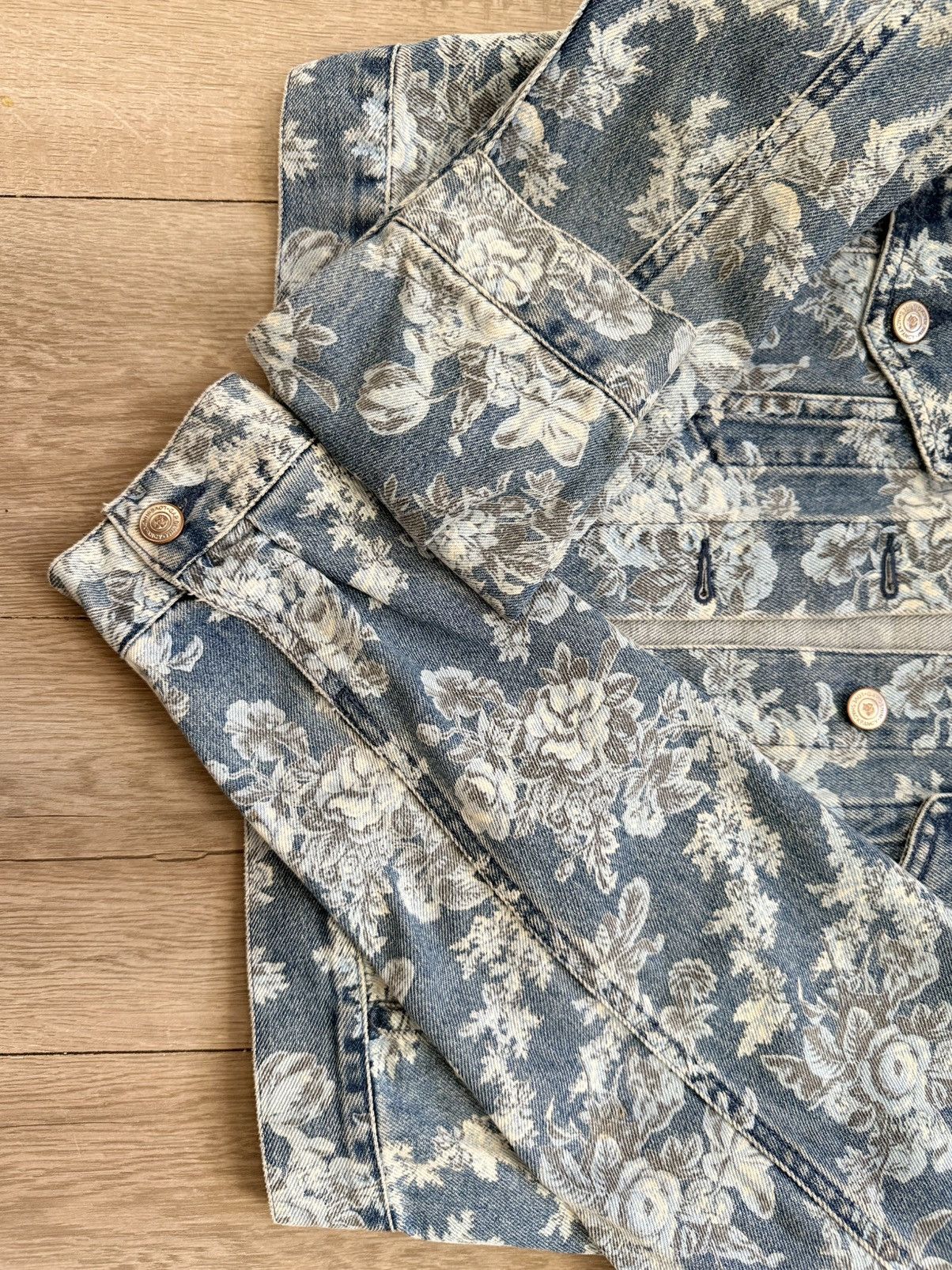 LoveShackFancy GAP Denim Floral Jacket SIZE XS Size XS / US 0-2 / IT 36-38 - 2 Thumbnail
