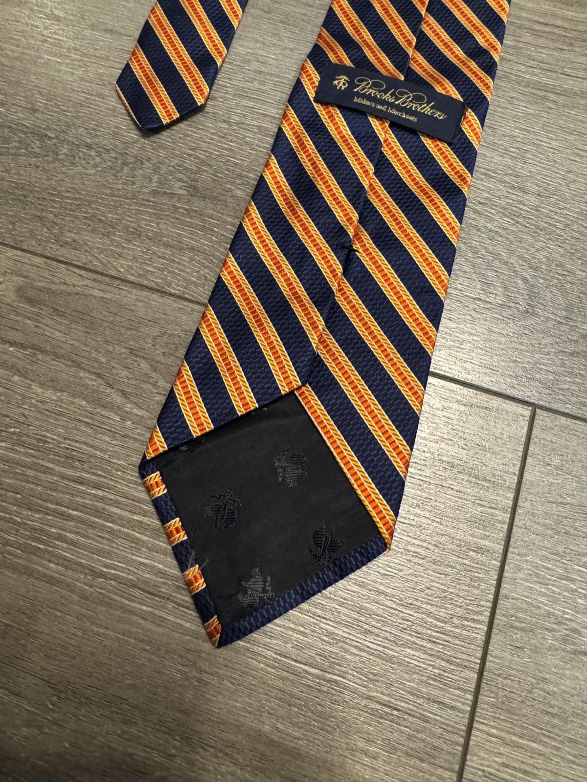 Brooks Brothers Brooks Brothers Makers Striped Silk Tie Navy Blue Orange USA Size ONE SIZE - 5 Thumbnail
