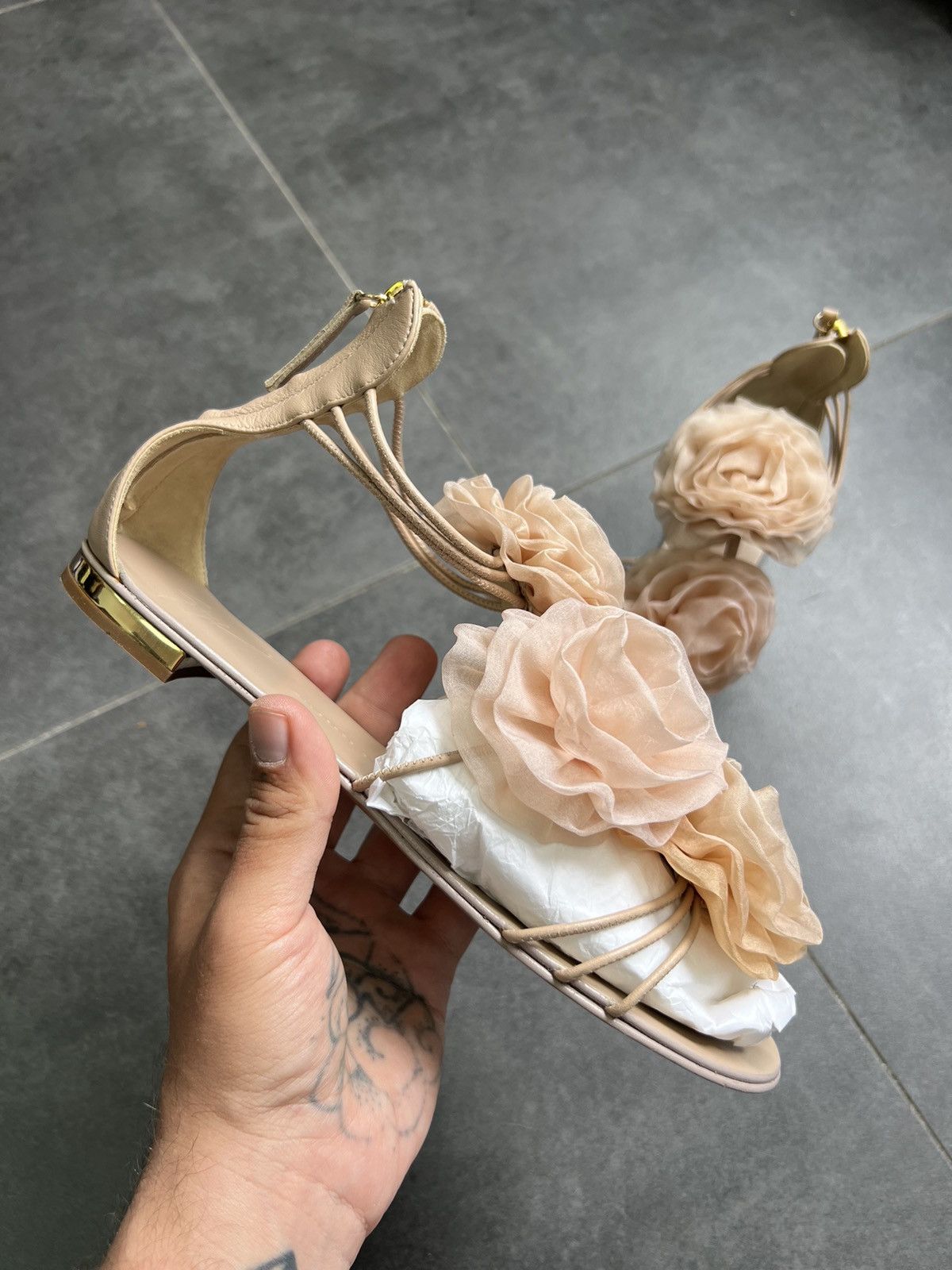 Giuseppe Zanotti Crazy Giuseppe Zanotti Chanel style flowers sandals Size US 9 / IT 39 - 3 Thumbnail