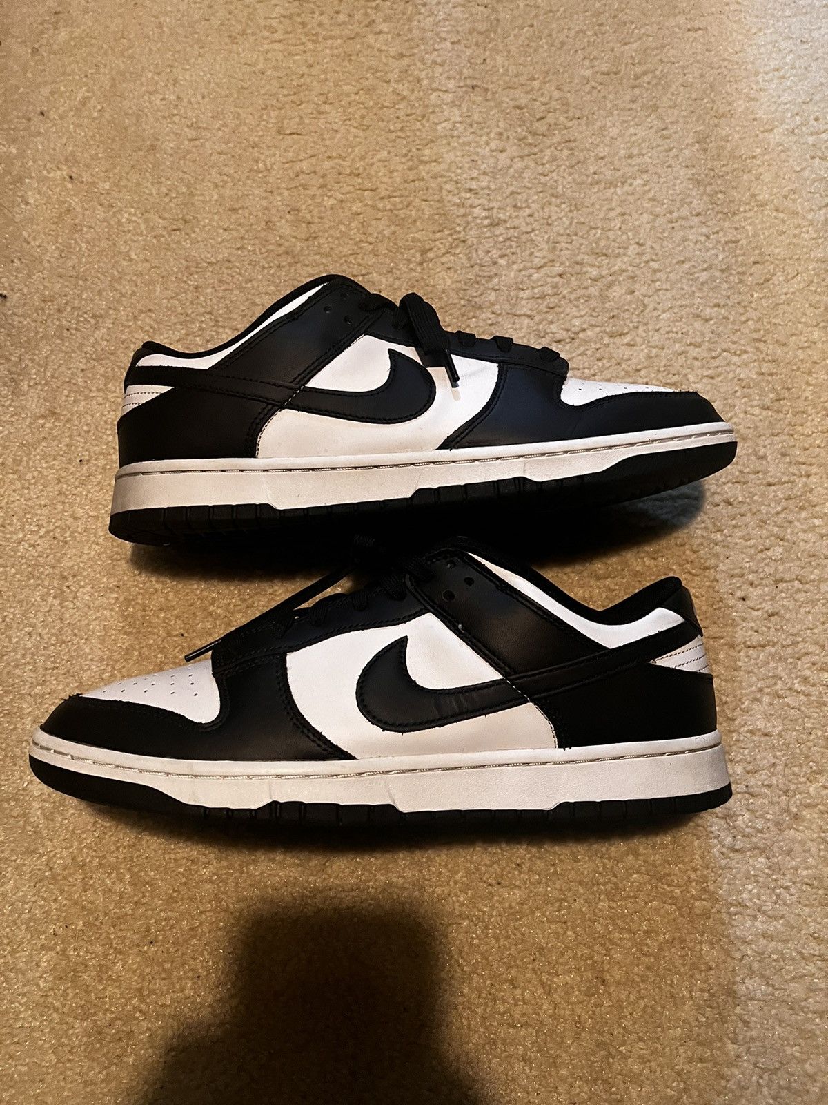 Nike Panda dunks size 12 barely used Size US 12 / EU 45 - 2 Thumbnail