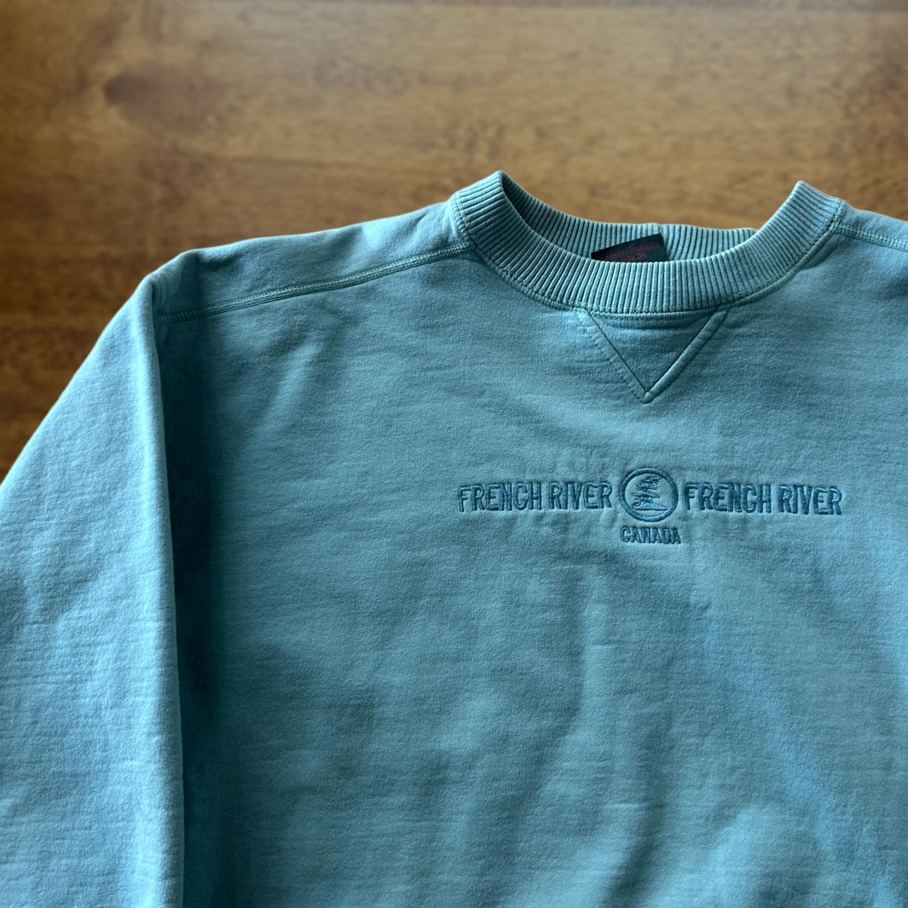 Vintage VINTAGE Thunderbird Sweatshirt Mens Large Blue Fleece French River CANADA Logo Embroidered Crew Neck Size US L / EU 52-54 / 3 - 1 Thumbnail