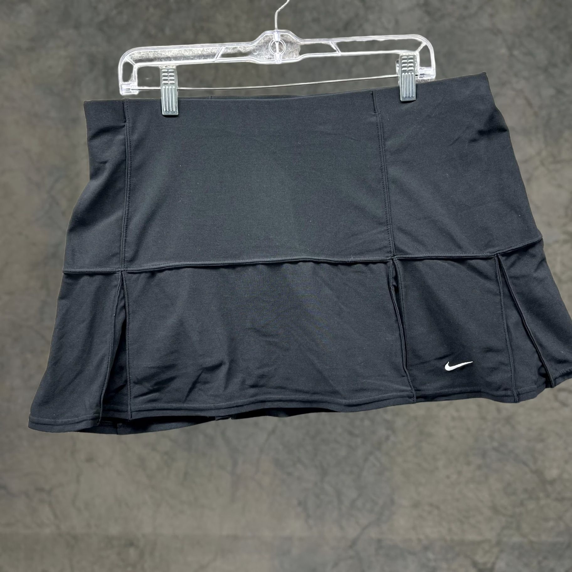 Nike Nike Skort Womens Large Black NikeFIT Dry Tennis Athletic Pull On Stretch Sport Mens? Womens Size ONE SIZE - 1 Thumbnail