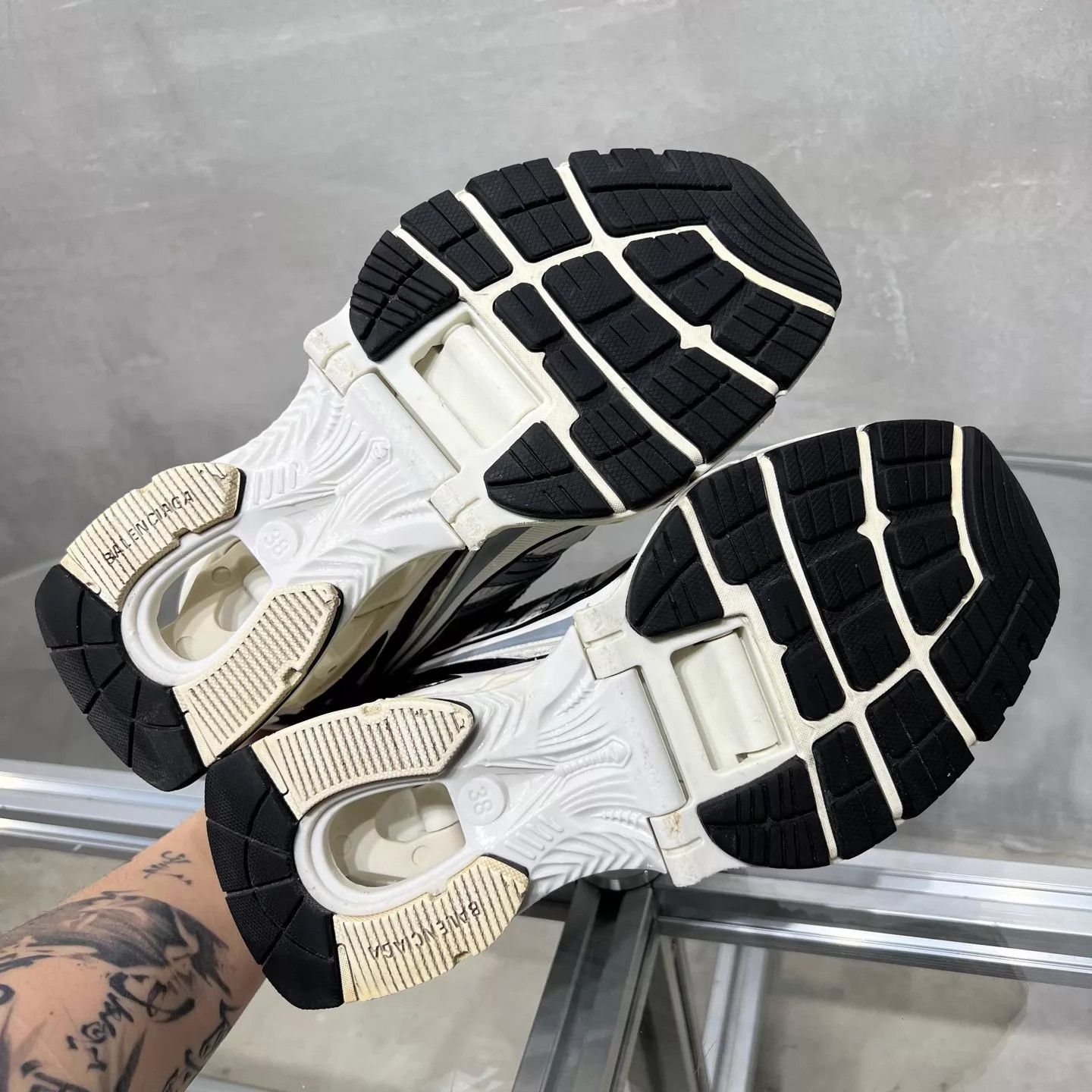 Balenciaga Balenciaga BLCG X-Pander White/Blue 38 Size US 8 / IT 38 - 7 Thumbnail