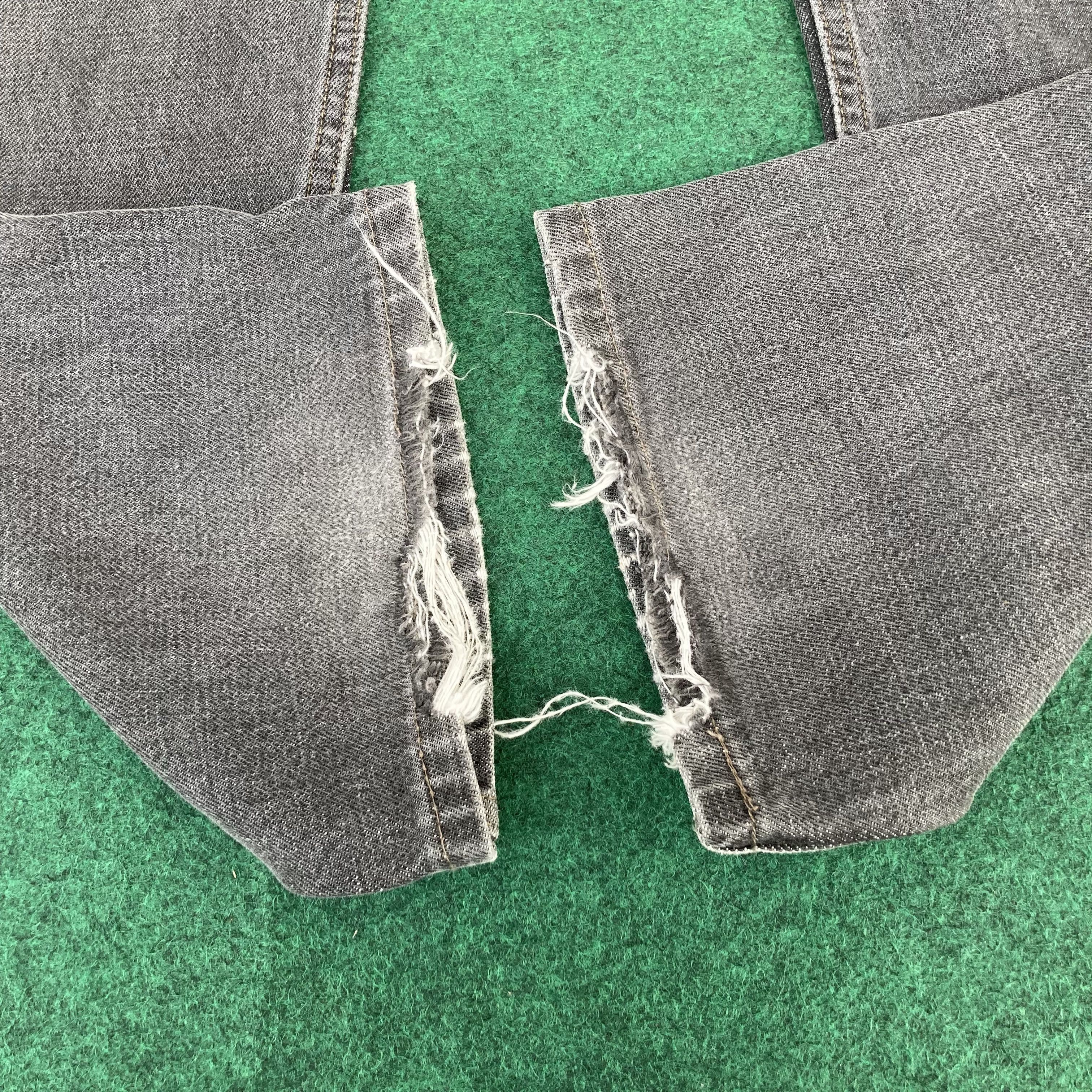 Levi's × Vintage Vtg Levis 501 Black Distressed Ripped Jeans Denim Punk Jeans Size US 30 / EU 46 - 8 Thumbnail
