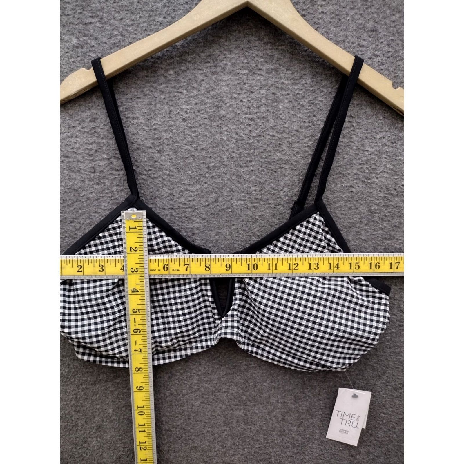 Vintage Time & Tru Swim Top 1X V-Wire Longline Black Spaghetti Adjustable Straps Bikini Top Womens 16W-18W Size XL / US 12-14 / IT 48-50 - 4 Thumbnail