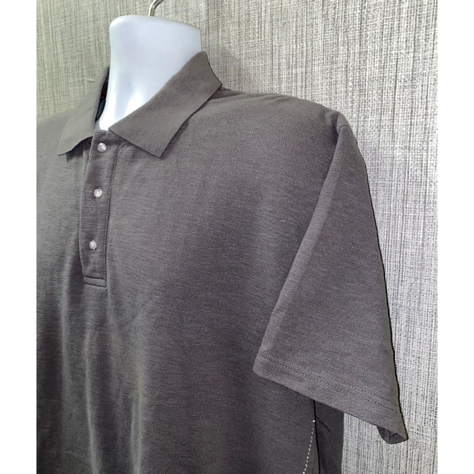 Robert Graham Robert Graham Polo Shirt Mens Gray Short Sleeve Golf Size L Size US L / EU 52-54 / 3 - 4 Thumbnail
