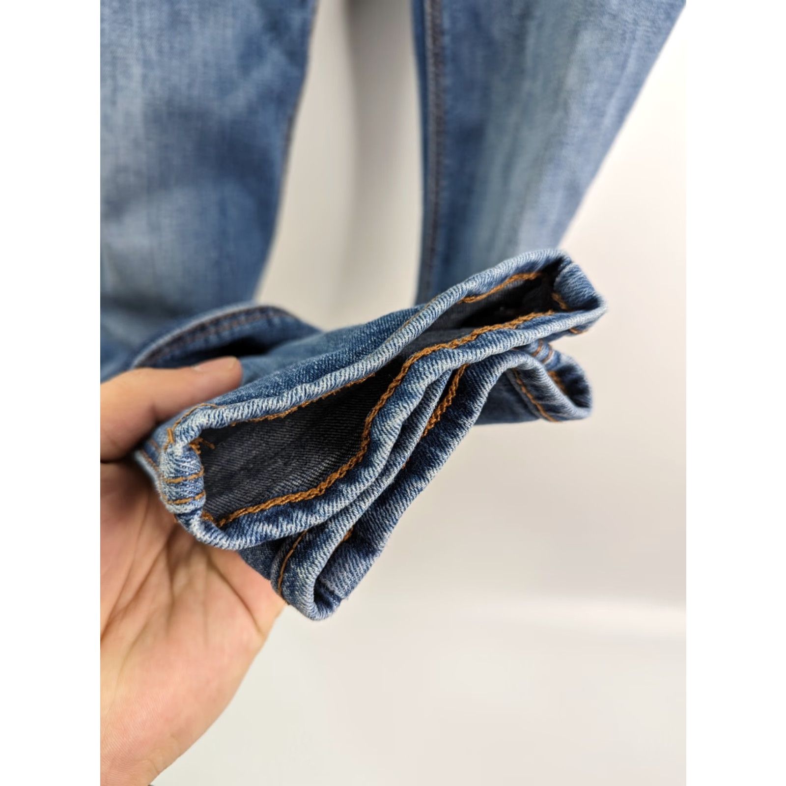 Old Navy Old Navy Jeans Womens Size 10 Denim Mid Rise Skinny Blue 28 in Inseam 28.5 in 28 in Waist Rocker? Size 28" / US 6 / IT 42 - 4 Thumbnail