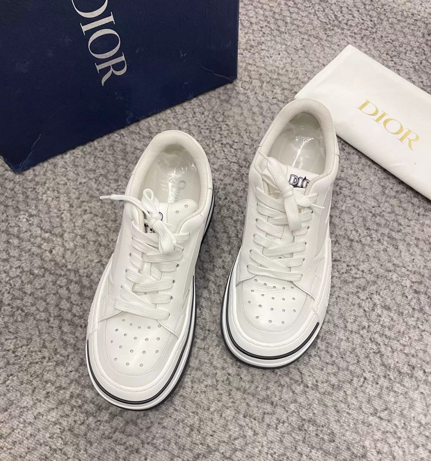 Dior DIOR white calfskin soft cute versatile sneakers Size US 8.5 / IT 38.5 - 2 Thumbnail
