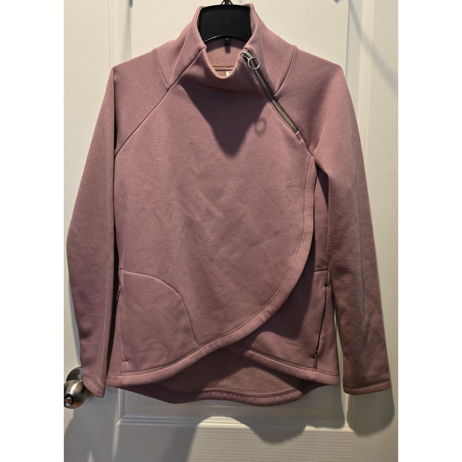 Athleta Athleta Women's Cozy Karma Asymmetrical zip XXS oversized Size XXS / US 00 / IT 34 - 1 Thumbnail