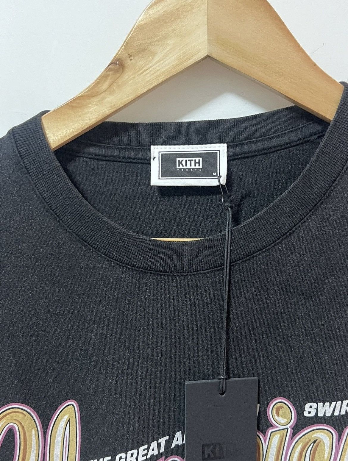 Kith × Vintage Kith Treats Champions With Tags & Bag Size US M / EU 48-50 / 2 - 6 Thumbnail