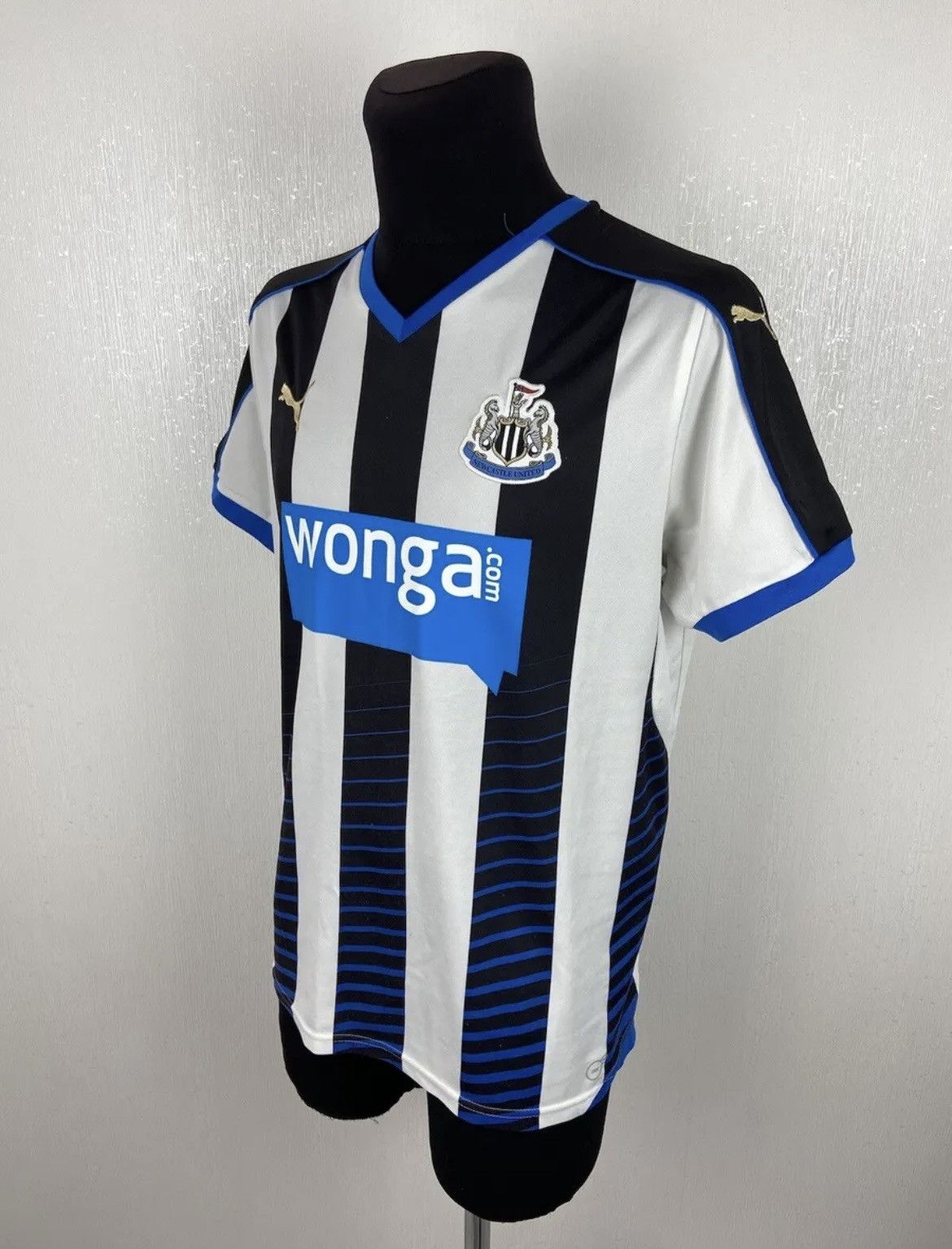 Puma × Vintage Newcastle United FC 2014/15 Home Jersey Shirt Puma Size L Size US L / EU 52-54 / 3 - 2 Thumbnail