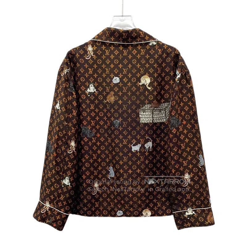 Louis Vuitton Louis Vuitton Long Sleeve Shirt of Mulberry Silk with Brow Size XS / US 0-2 / IT 36-38 - 2 Thumbnail