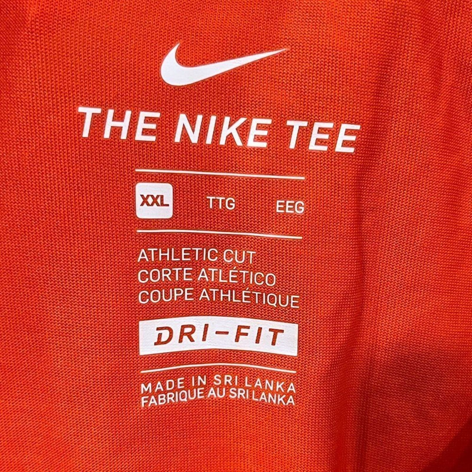 Nike NWOT Nike Dri-Fit T-Shirt Crewneck Short Sleeve Athletic XXL Size US XXL / EU 58 / 5 - 3 Thumbnail