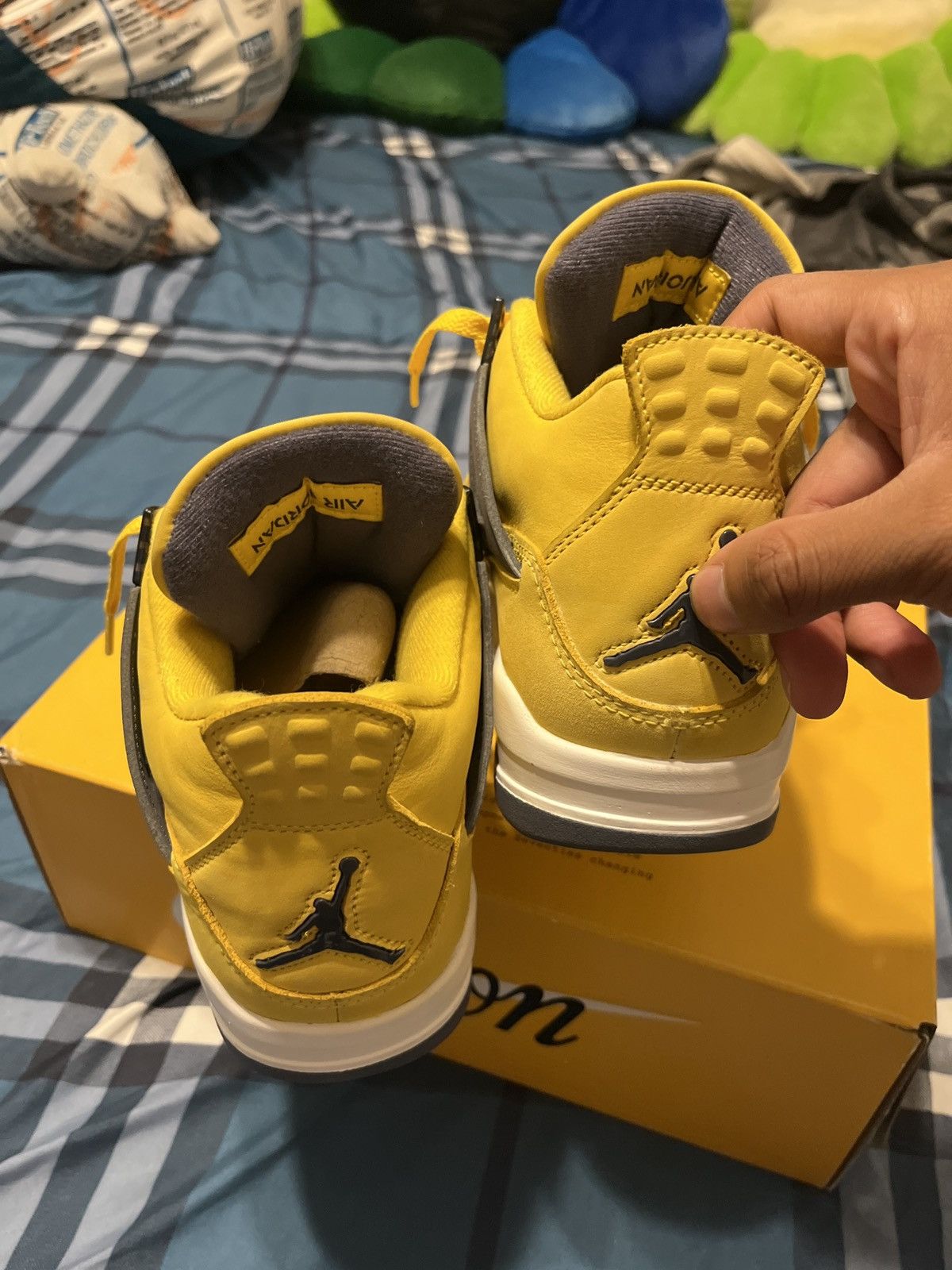 Jordan Brand Jordan 4 Lightning 2021 Size US 8 / EU 41 - 8 Thumbnail
