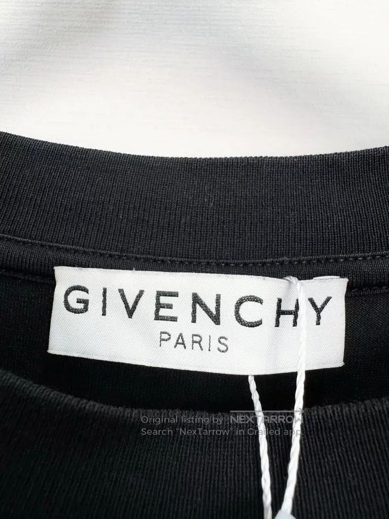 Givenchy Givenchy Graffiti Short Sleeve Size L Size US L / EU 52-54 / 3 - 2 Thumbnail