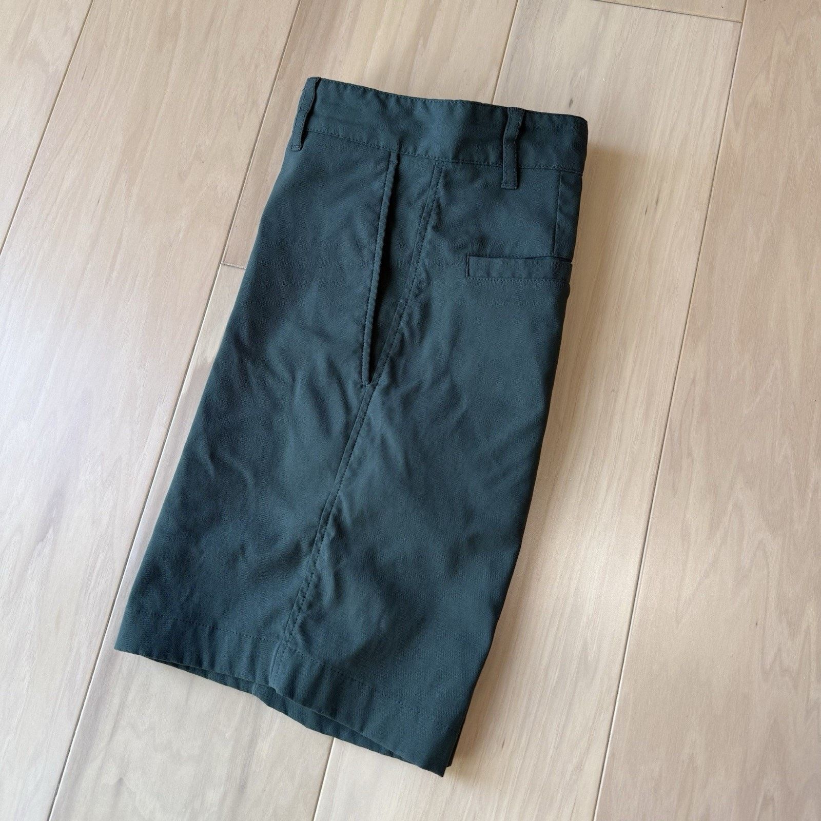 Outlier Outlier New Way Shorts 32 Green Lightweight F Cloth Size US 32 / EU 48 - 8 Thumbnail