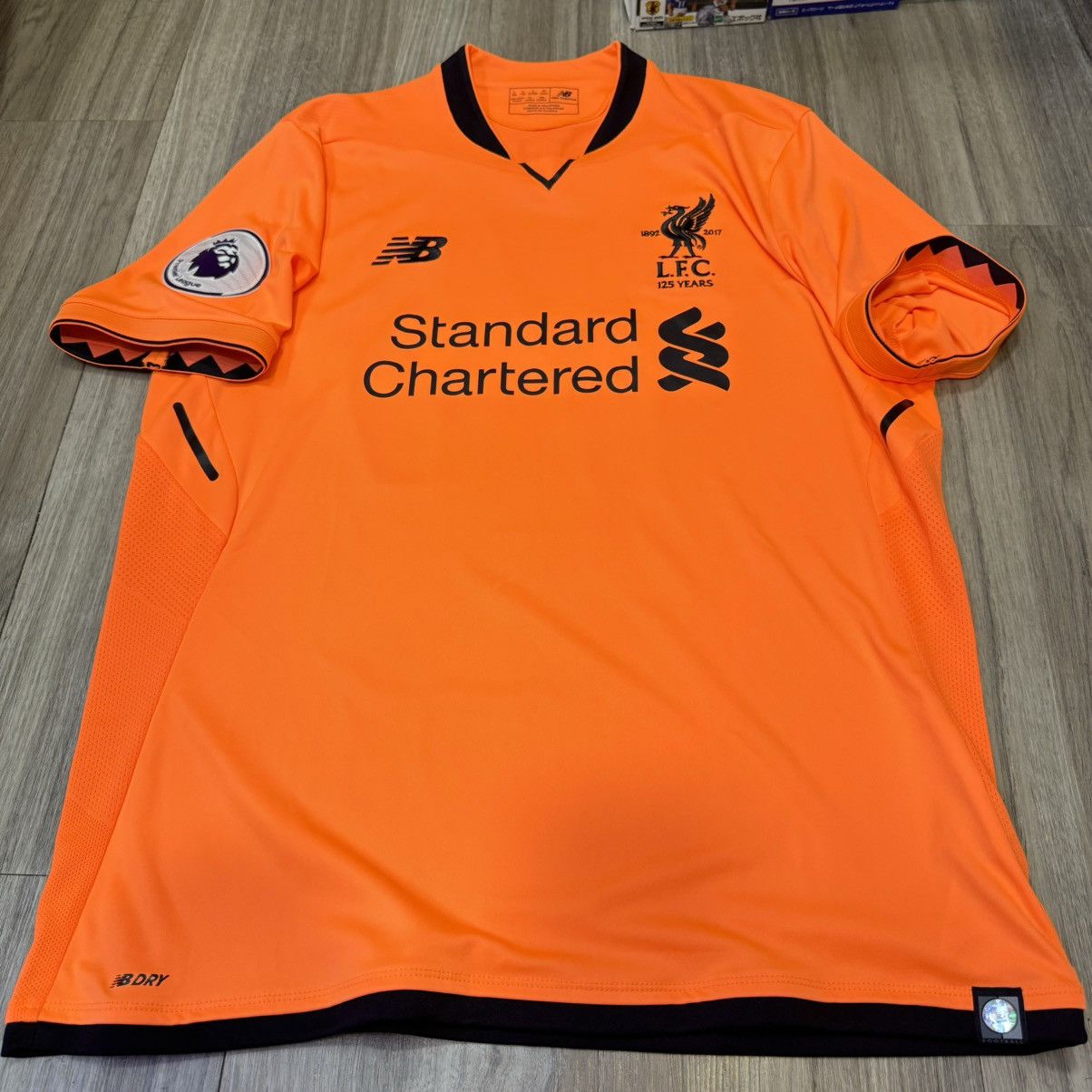 Liverpool 17/18 away shirt #14 Henderson