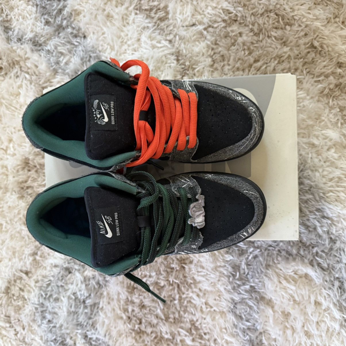Nike SB Nike sb x there skateboards dunk low Size US 7.5 / EU 40-41 - 2 Thumbnail