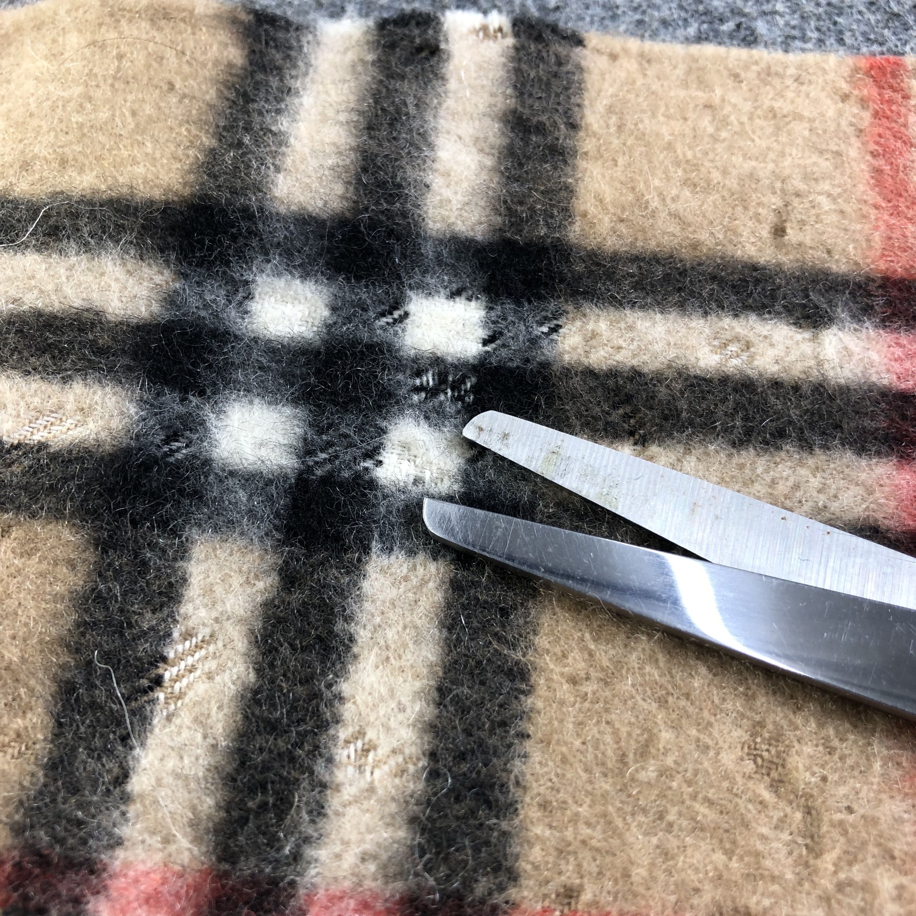Burberry Burberrys Tan Nova Check Scarf Muffler Wool V2608 Size ONE SIZE - 12 Thumbnail