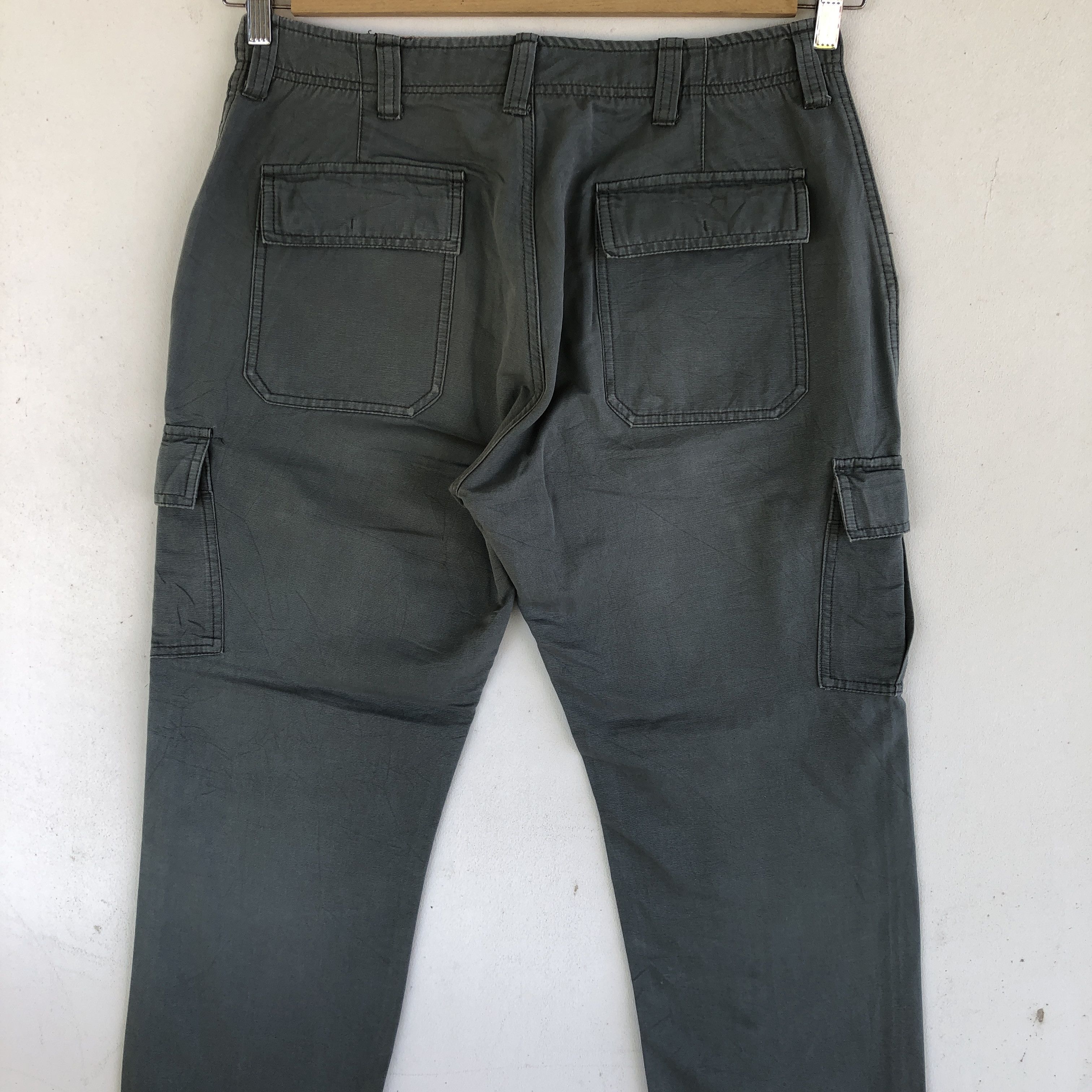 Japanese Brand Vintage Japanese Cargo Pants Multi Pocket Baggy Trousers Size US 32 / EU 48 - 4 Thumbnail