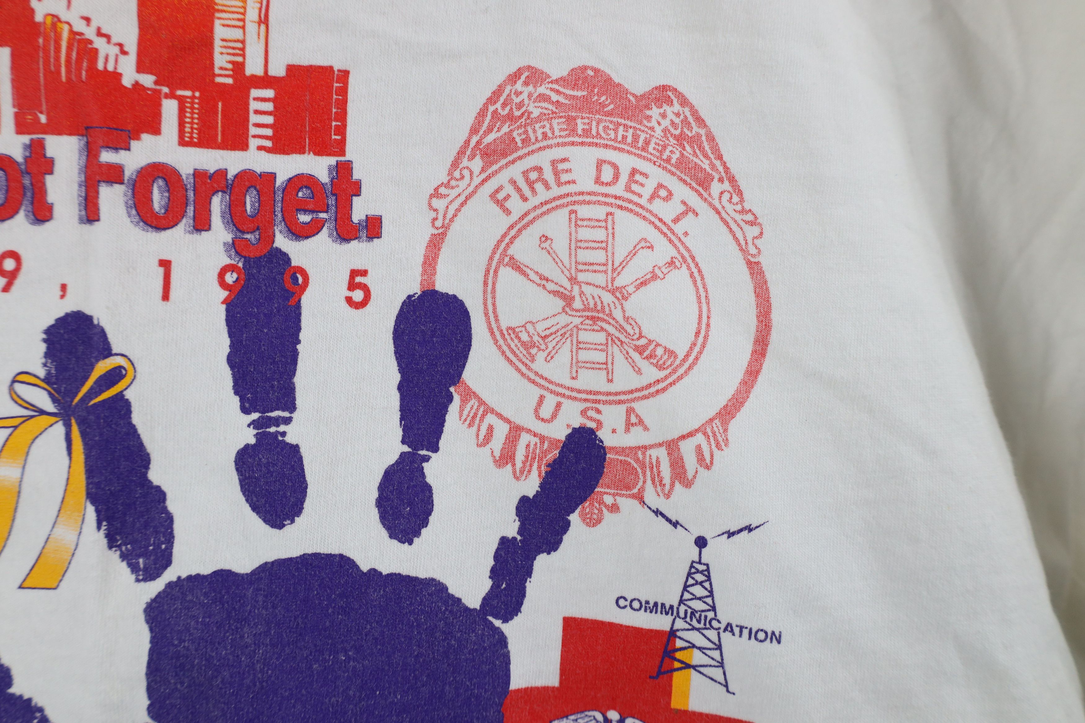 Vintage Vintage 90s Oklahoma City Bombing Short Sleeve T-Shirt USA Size US XXL / EU 58 / 5 - 6 Thumbnail