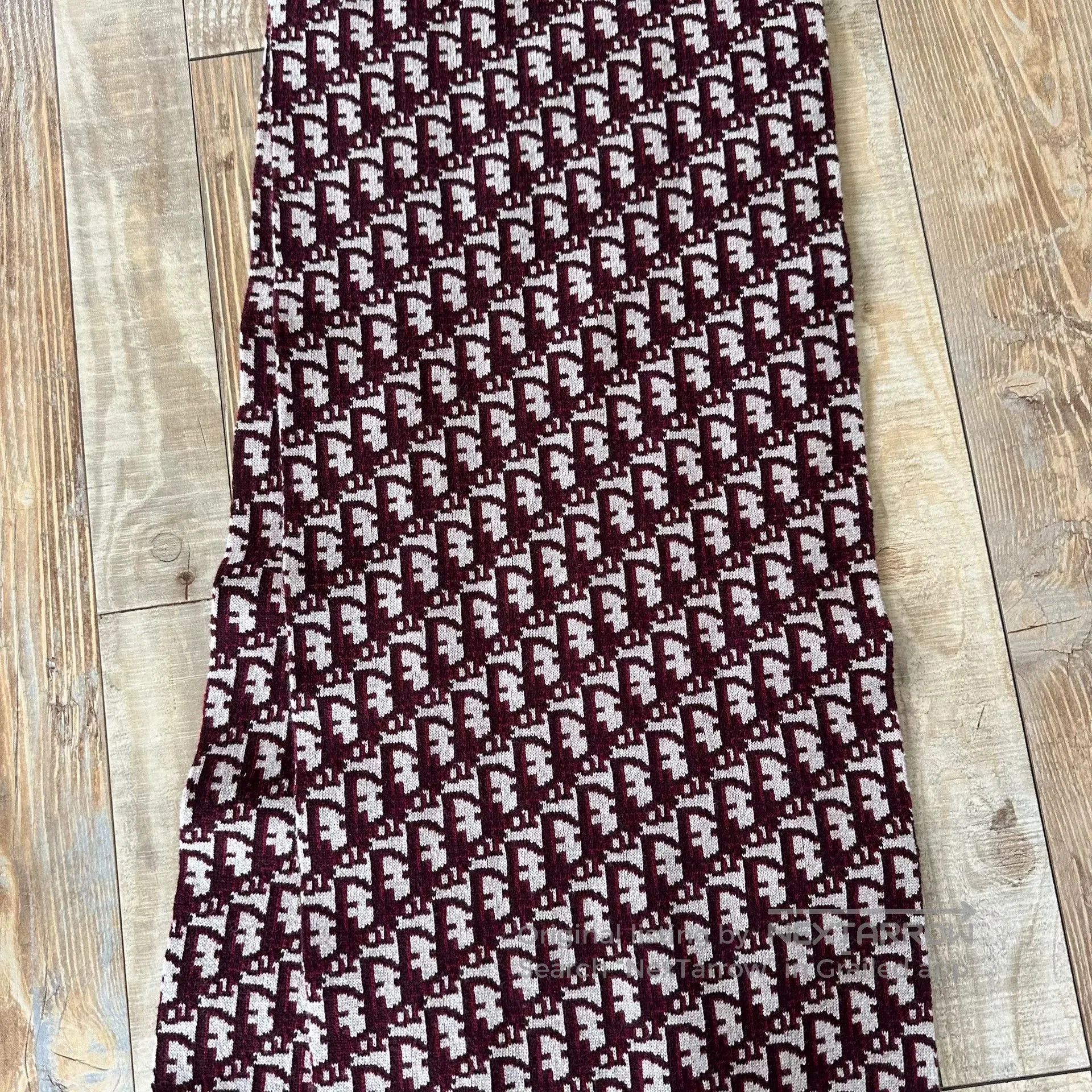 Dior Dior Red Knitted Cashmere Scarf. Size ONE SIZE - 4 Thumbnail