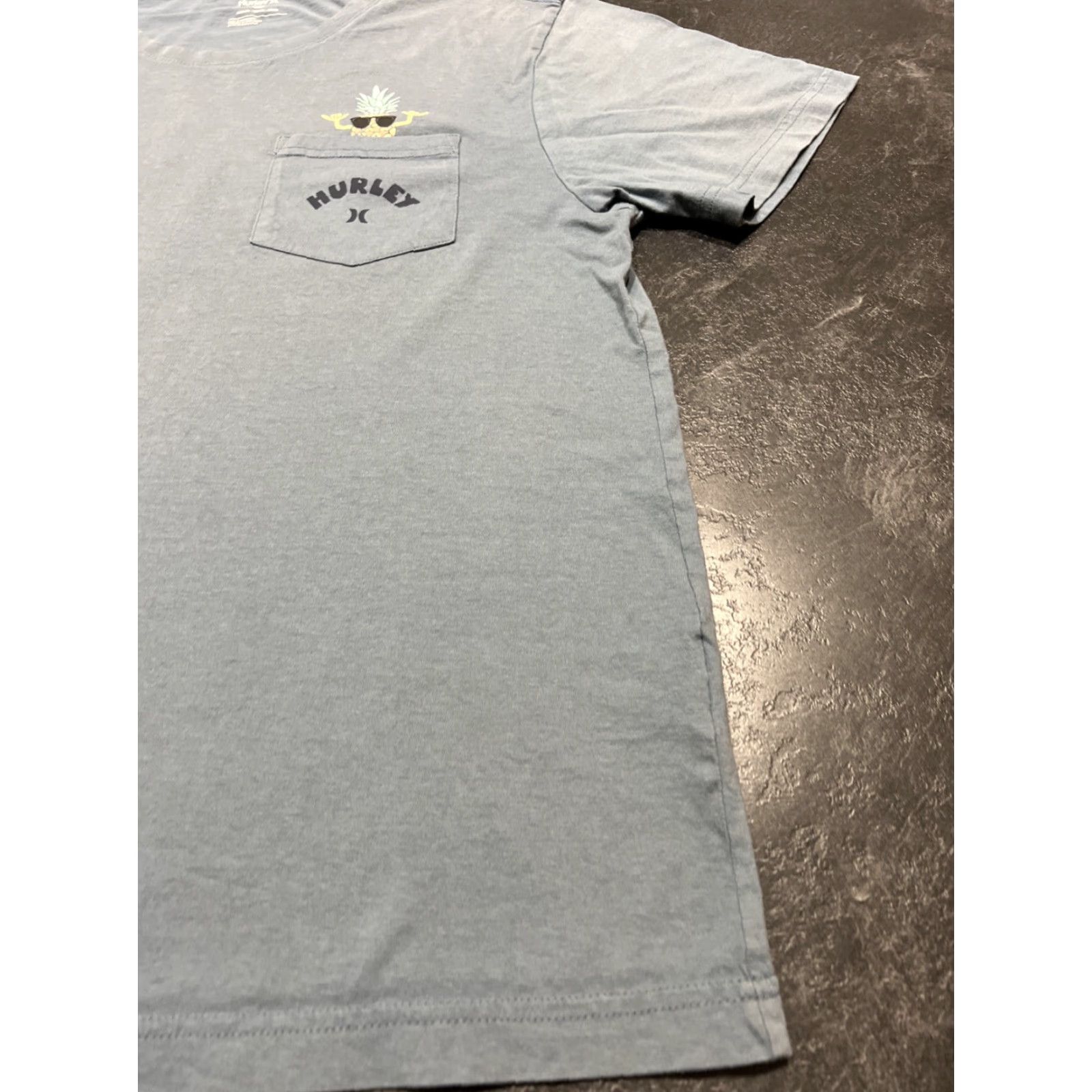 Hurley HURLEY Pocket T-Shirt Adult XL Blue Preowned Mens Size US XL / EU 56 / 4 - 2 Thumbnail