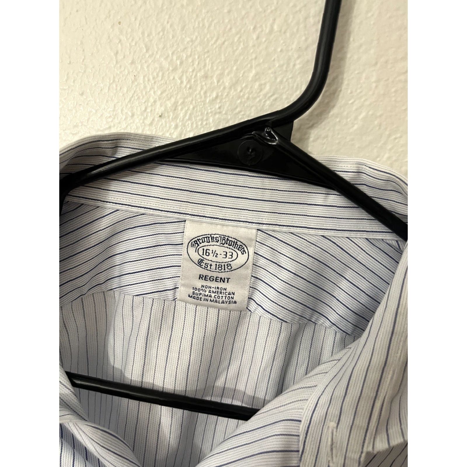 Brooks Brothers VINTAGE Brooks Brothers Regent Shirt Mens White Blue Striped L/S 16.5 33 Business Formal Party/Cocktail Dress Shirt Size US L / EU 52-54 / 3 - 3 Thumbnail
