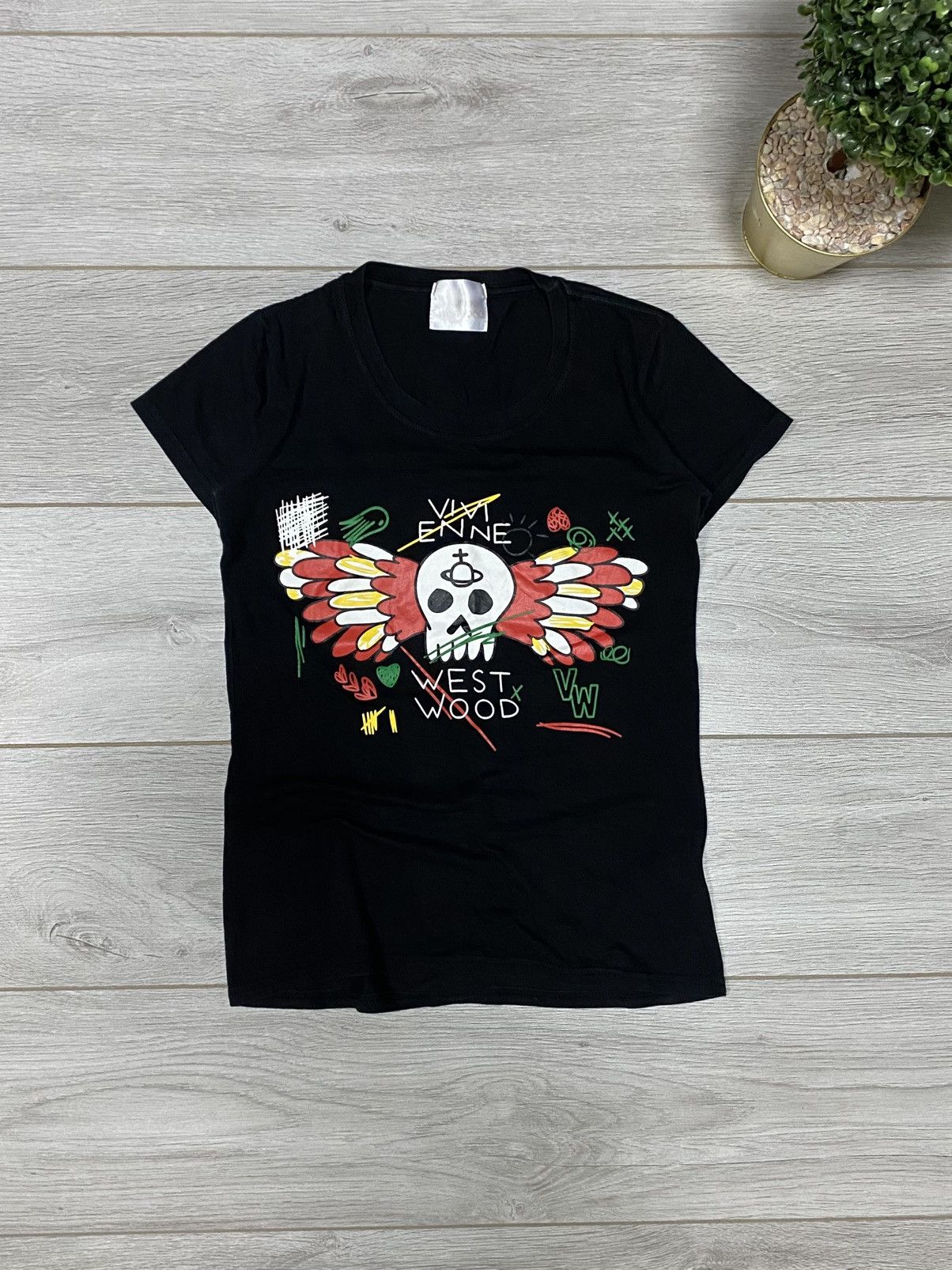 Vivienne Westwood Vivienne Westwood RARE skull orb heart vintage t-shirt Size S / US 4 / IT 40 - 1 Thumbnail
