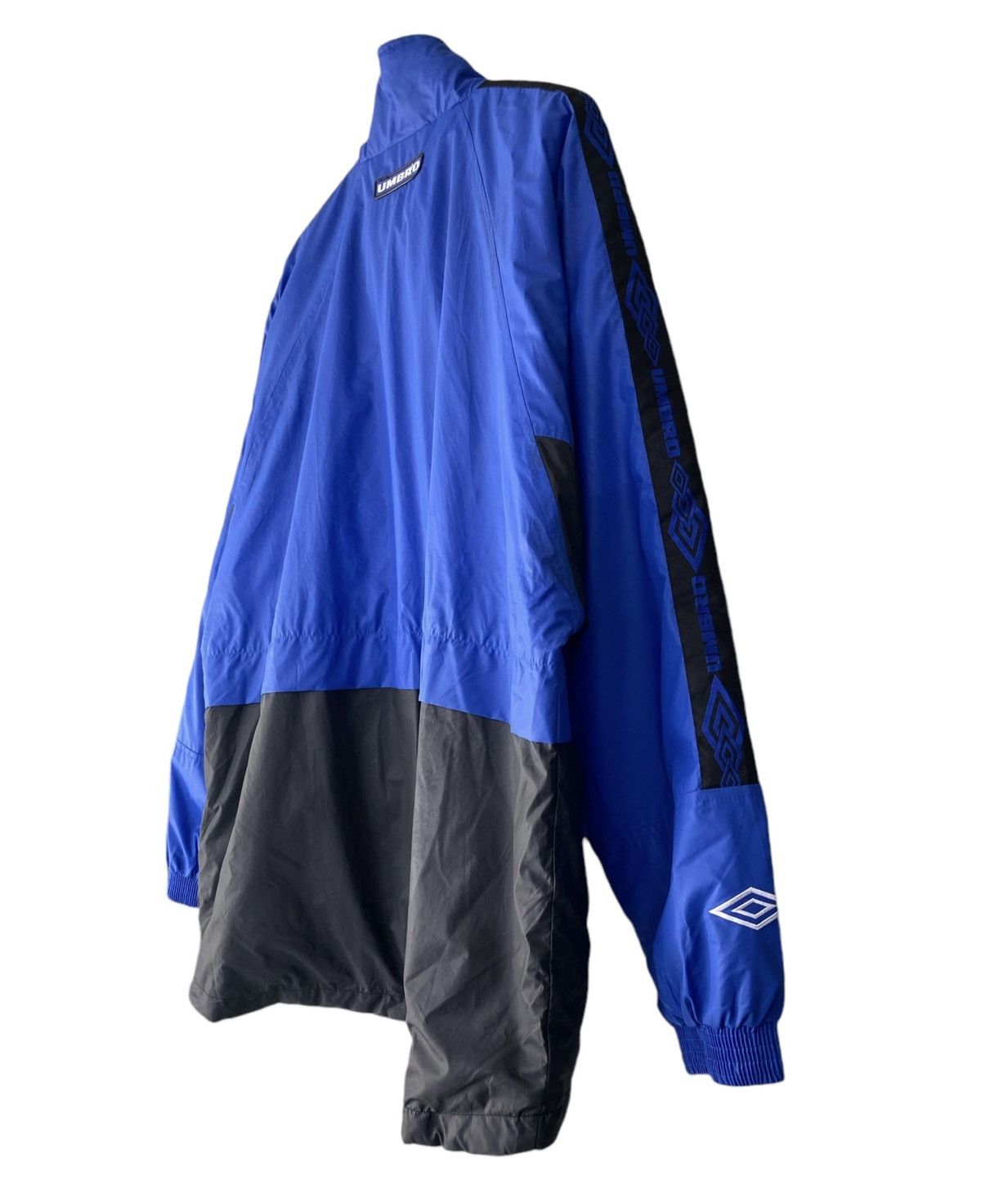 Umbro Vtg 90s UMBRO Nylon Jacket Zipper Size US L / EU 52-54 / 3 - 14 Thumbnail