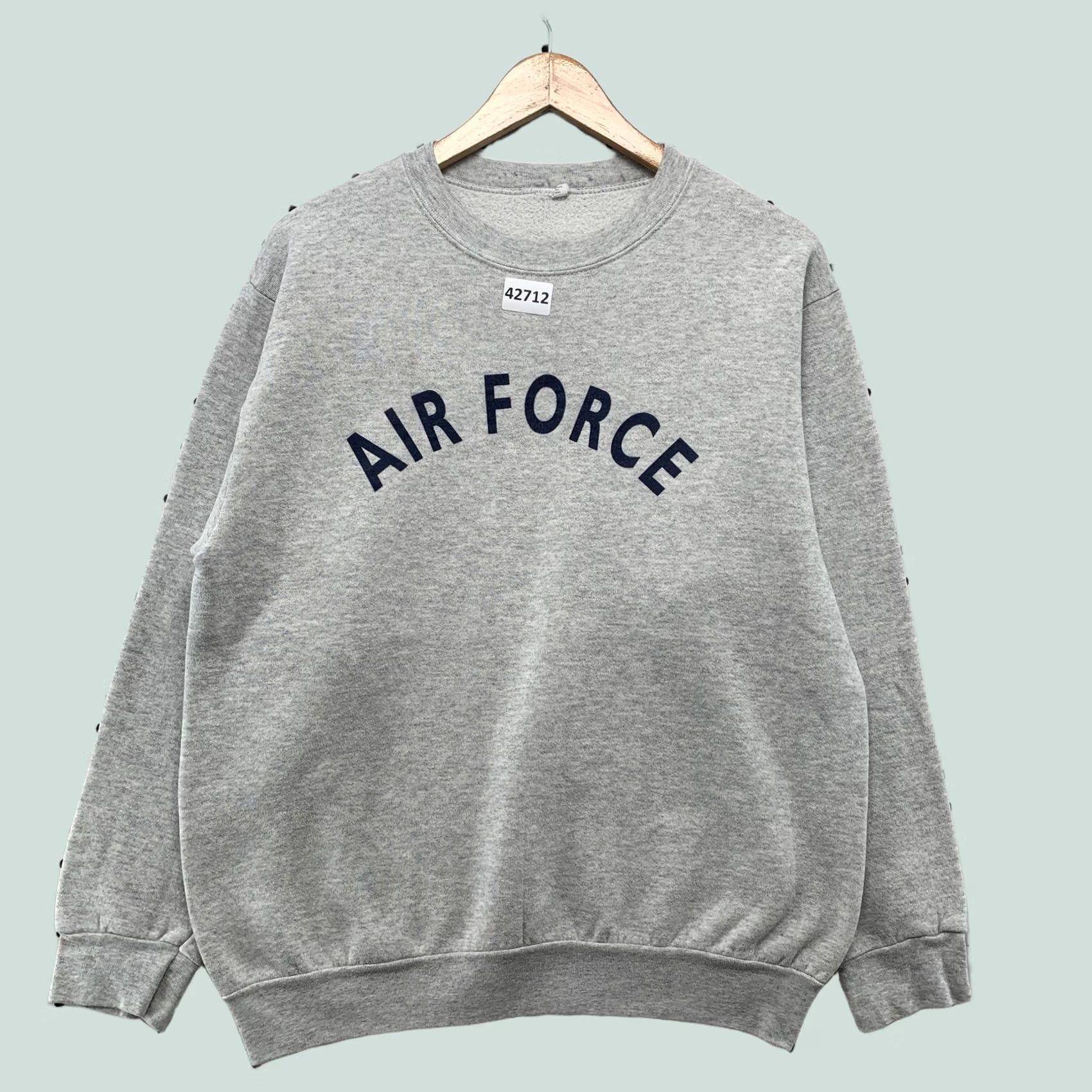 Vintage VINTAGE Air Force Crewneck Sweatshirt Mens Small Gray Pullover Cotton USA Size US S / EU 44-46 / 1 - 1 Thumbnail