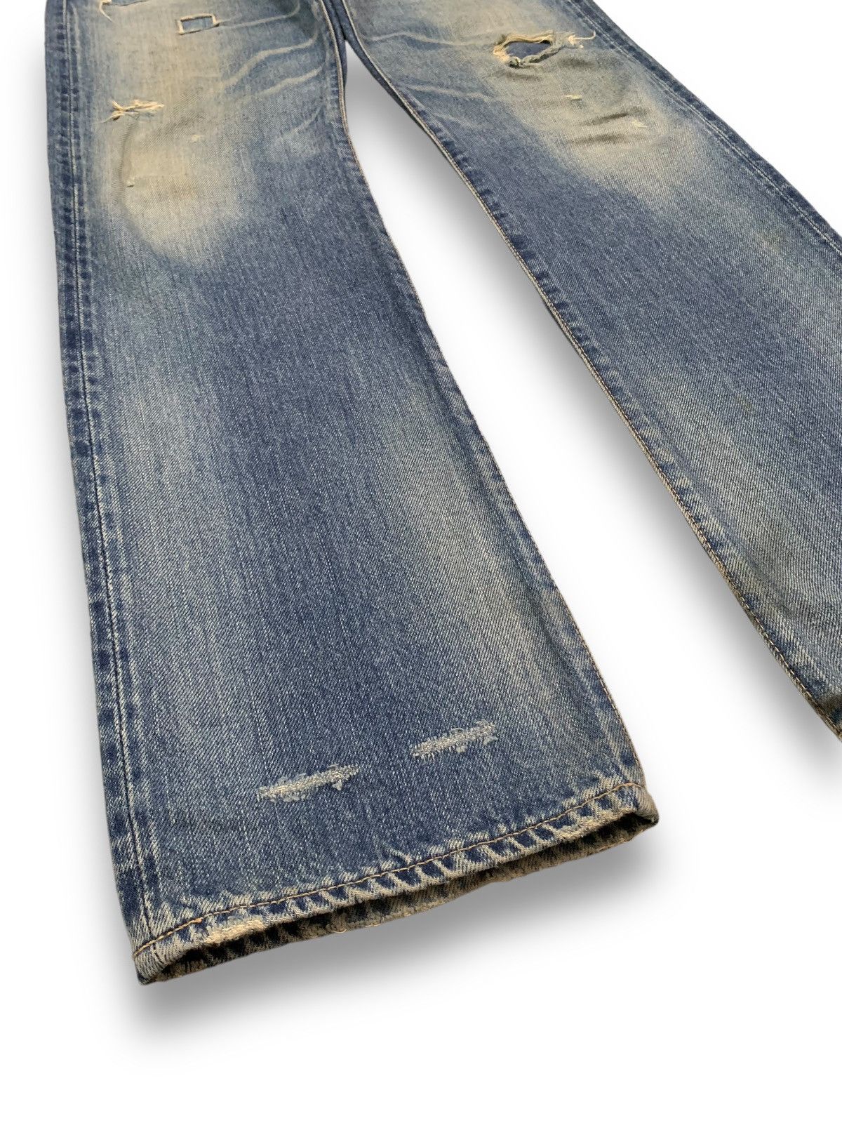Hysteric Glamour Vintage Hysteric Glamour Selvedge Studded Distressed Jeans Size US 31 - 12 Thumbnail
