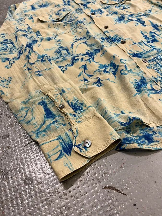 Dolce & Gabbana SS2004 Dolce & Gabbana Blue Floral Print Cream Shirt Size US L / EU 52-54 / 3 - 6 Thumbnail