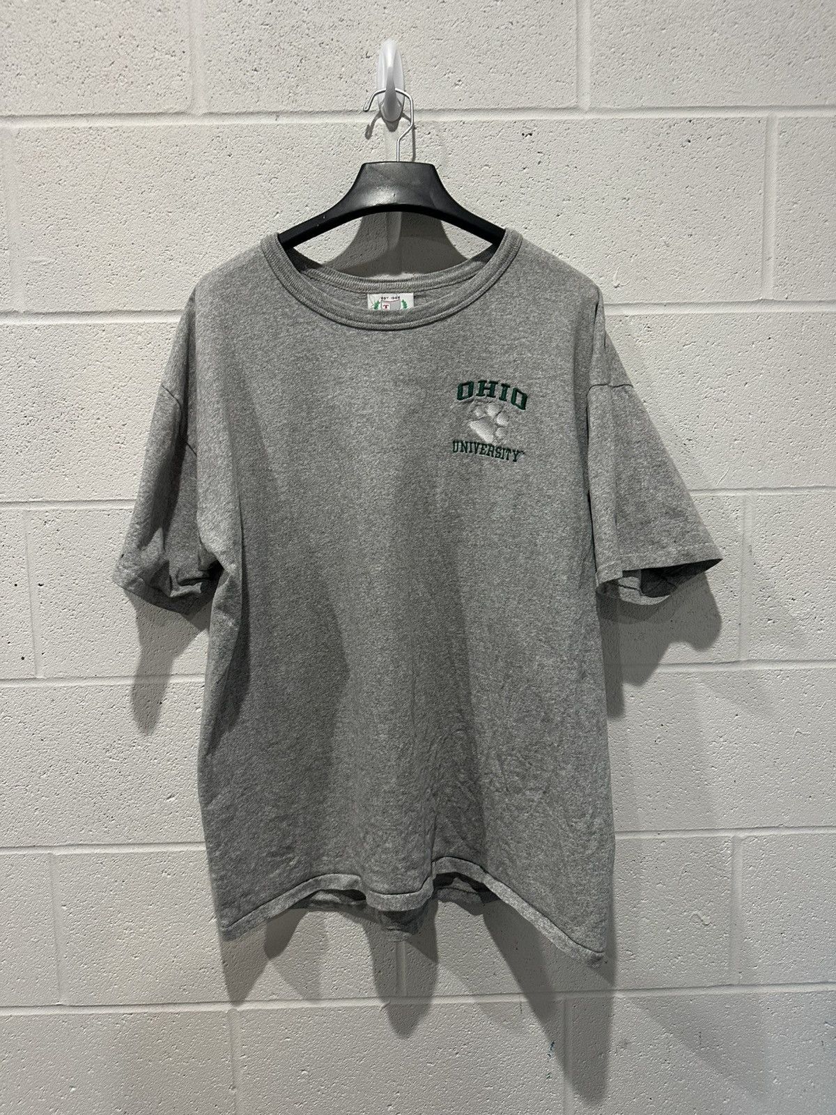 Other Vintage 1980-1990s Ohio University T Shirt Size XL Grey Size US XL / EU 56 / 4 - 1 Thumbnail