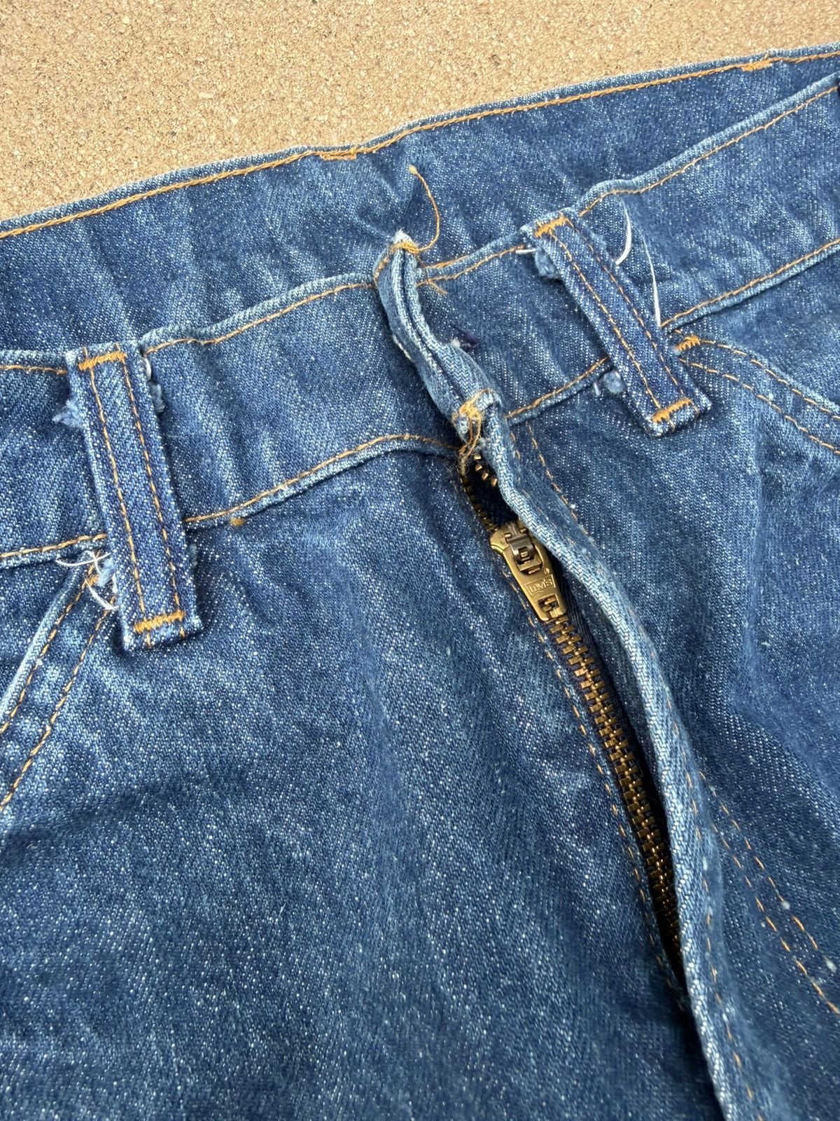 Levi's Vtg 80’s Levi’s 646 Orange Tab Bellbottom Flare Jeans 33x30 Size US 33 - 5 Thumbnail